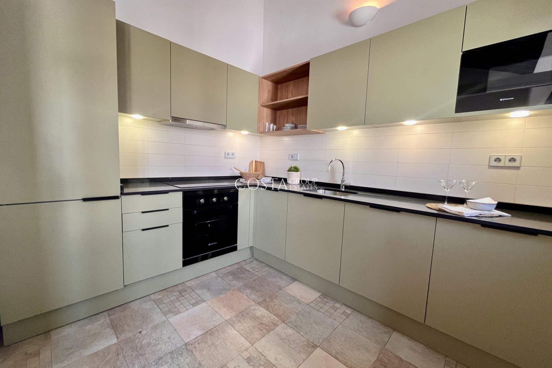 Resale - House -
Murcia - Sucina