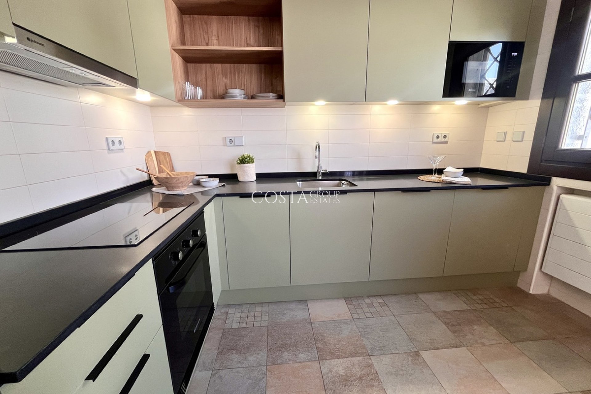 Resale - House -
Murcia - Sucina