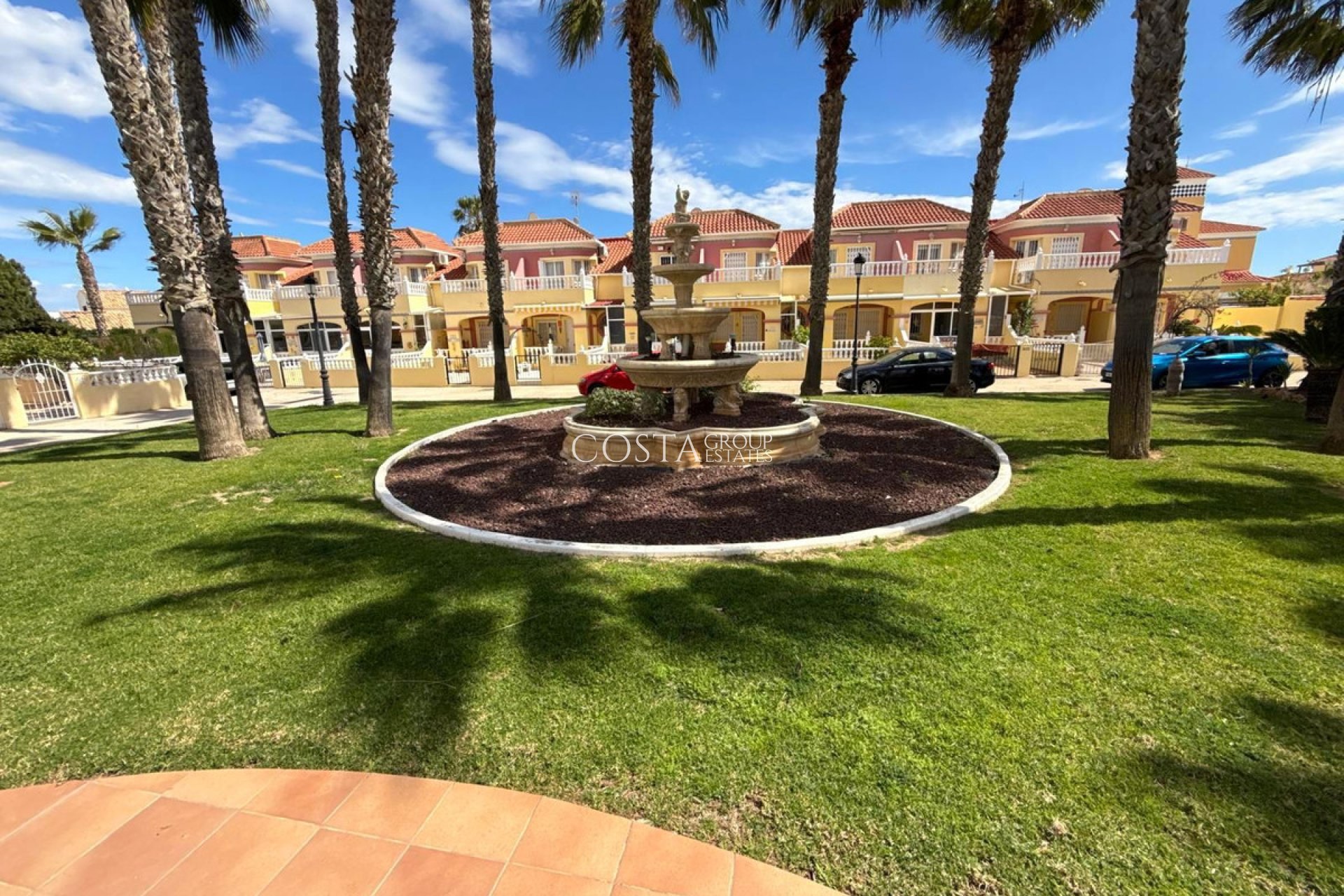 Resale - House -
Orihuela - Cabo Roig