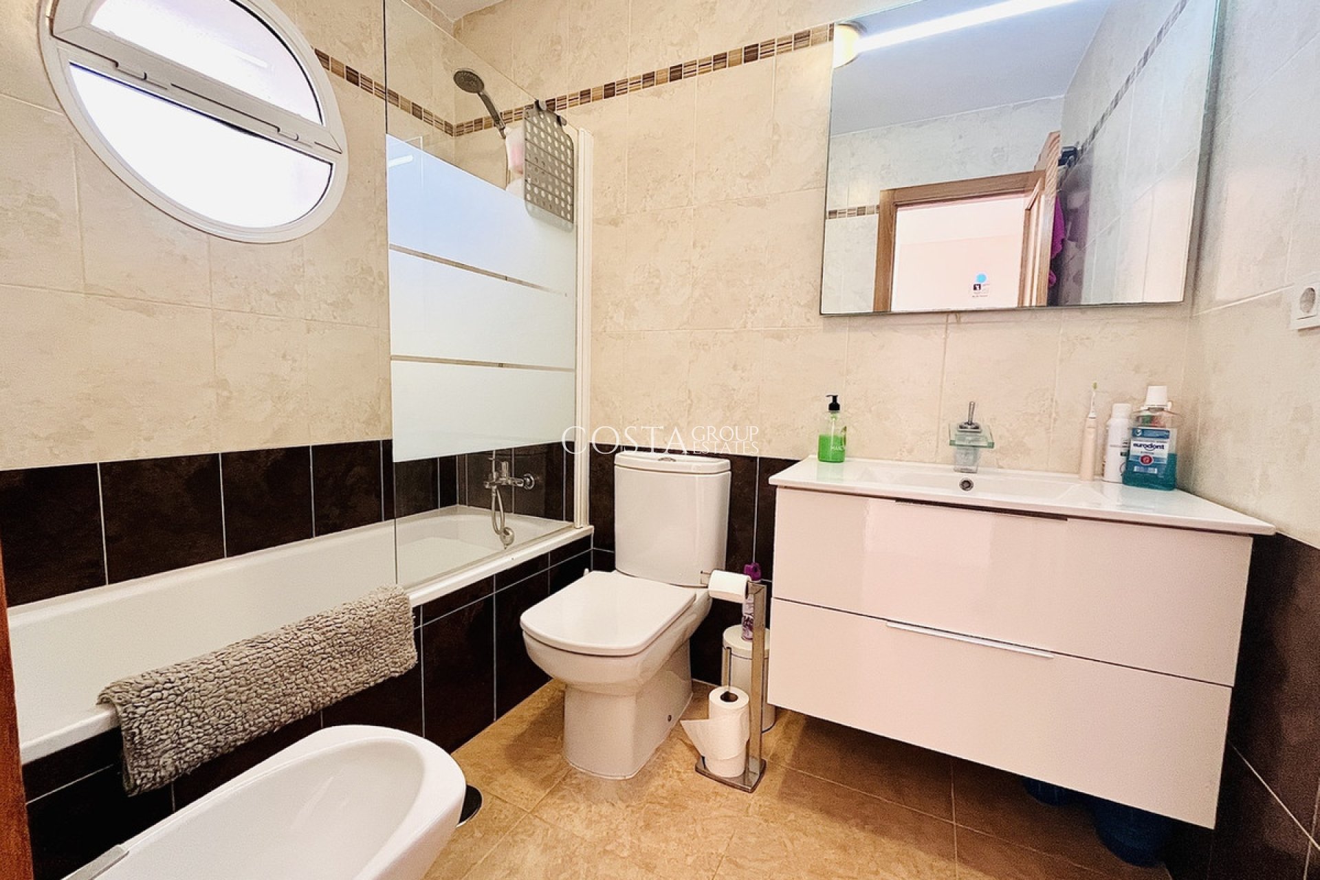 Resale - House -
Orihuela Costa - Cabo Roig