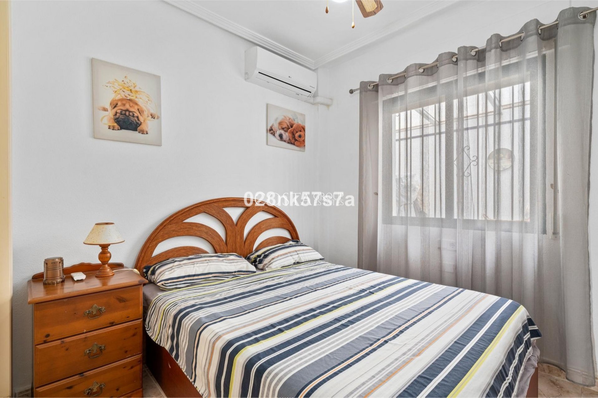 Resale - House -
Orihuela Costa - La Zenia