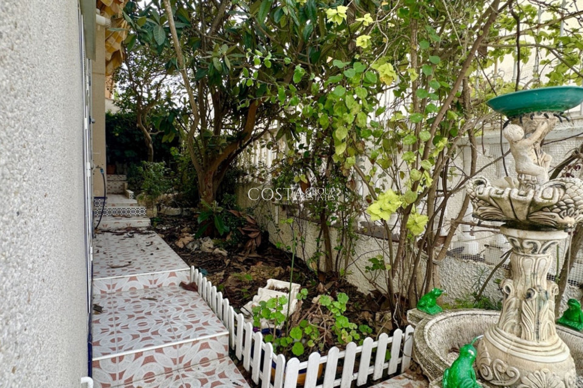 Resale - House -
Orihuela Costa - Los Altos