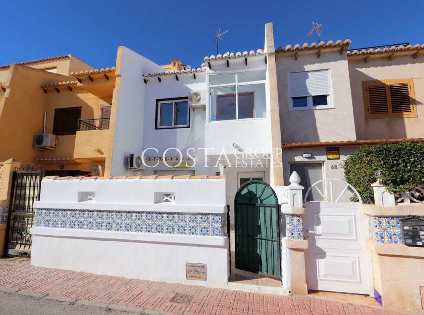 Resale - House -
Orihuela Costa - Los Balcones
