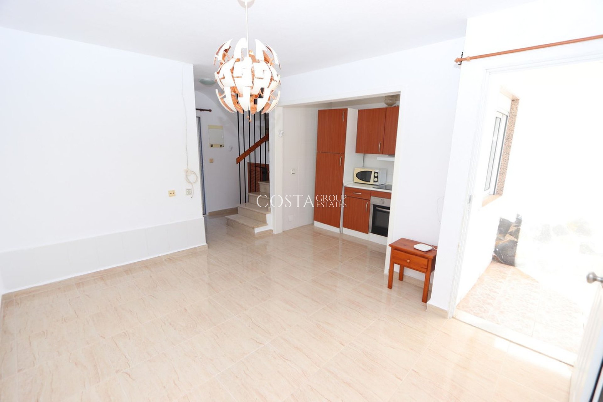 Resale - House -
Orihuela Costa - Los Balcones