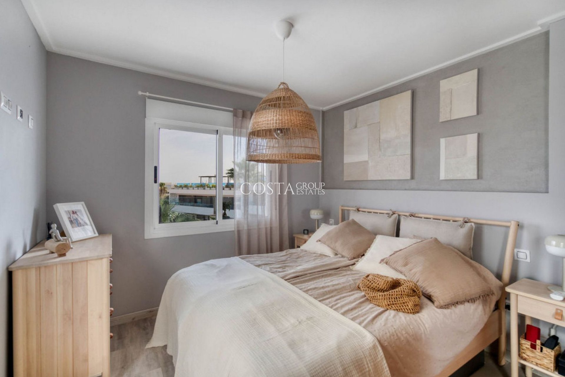 Resale - House -
Orihuela Costa - Los Balcones