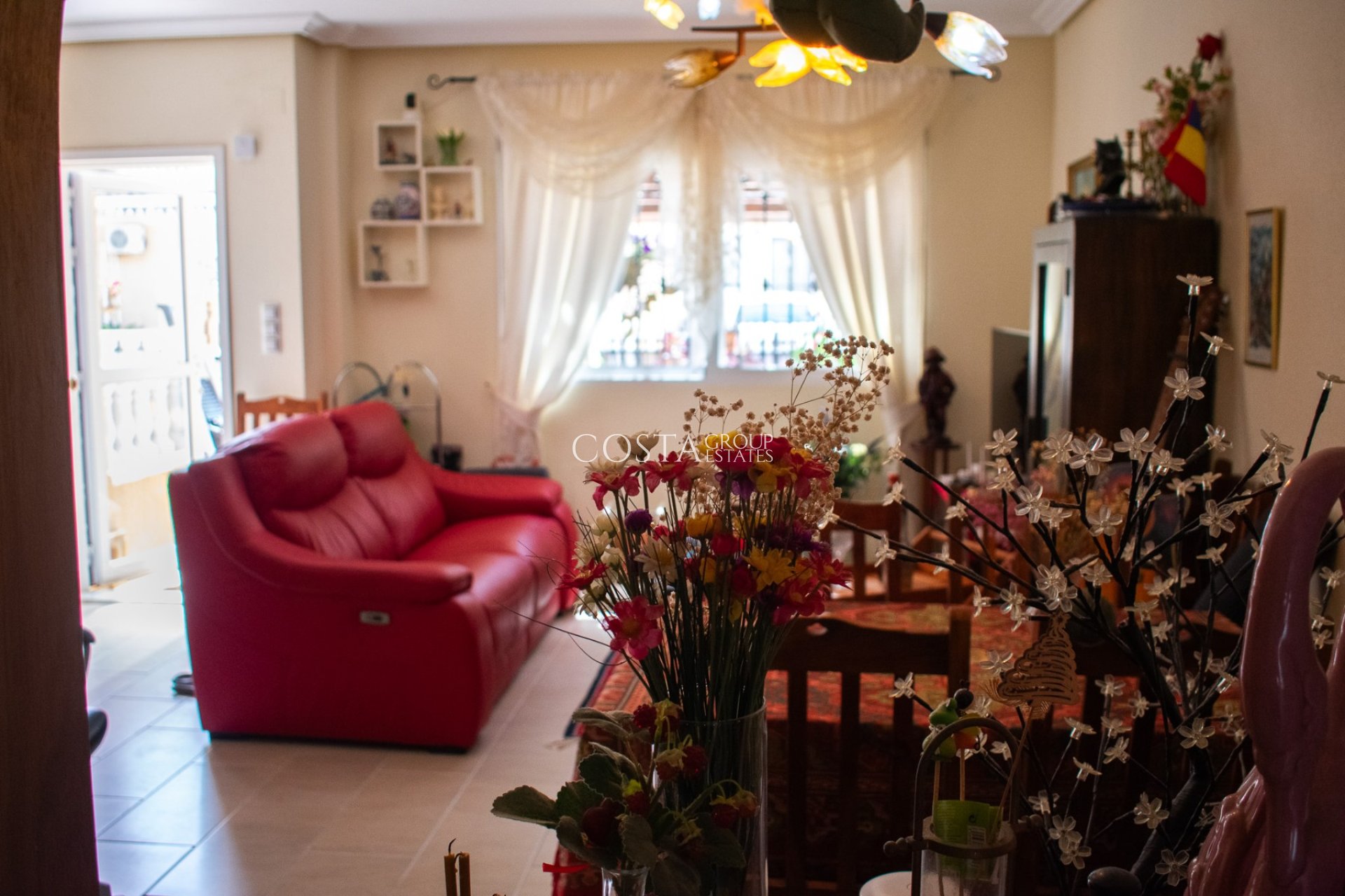 Resale - House -
Orihuela Costa - Los Dolses