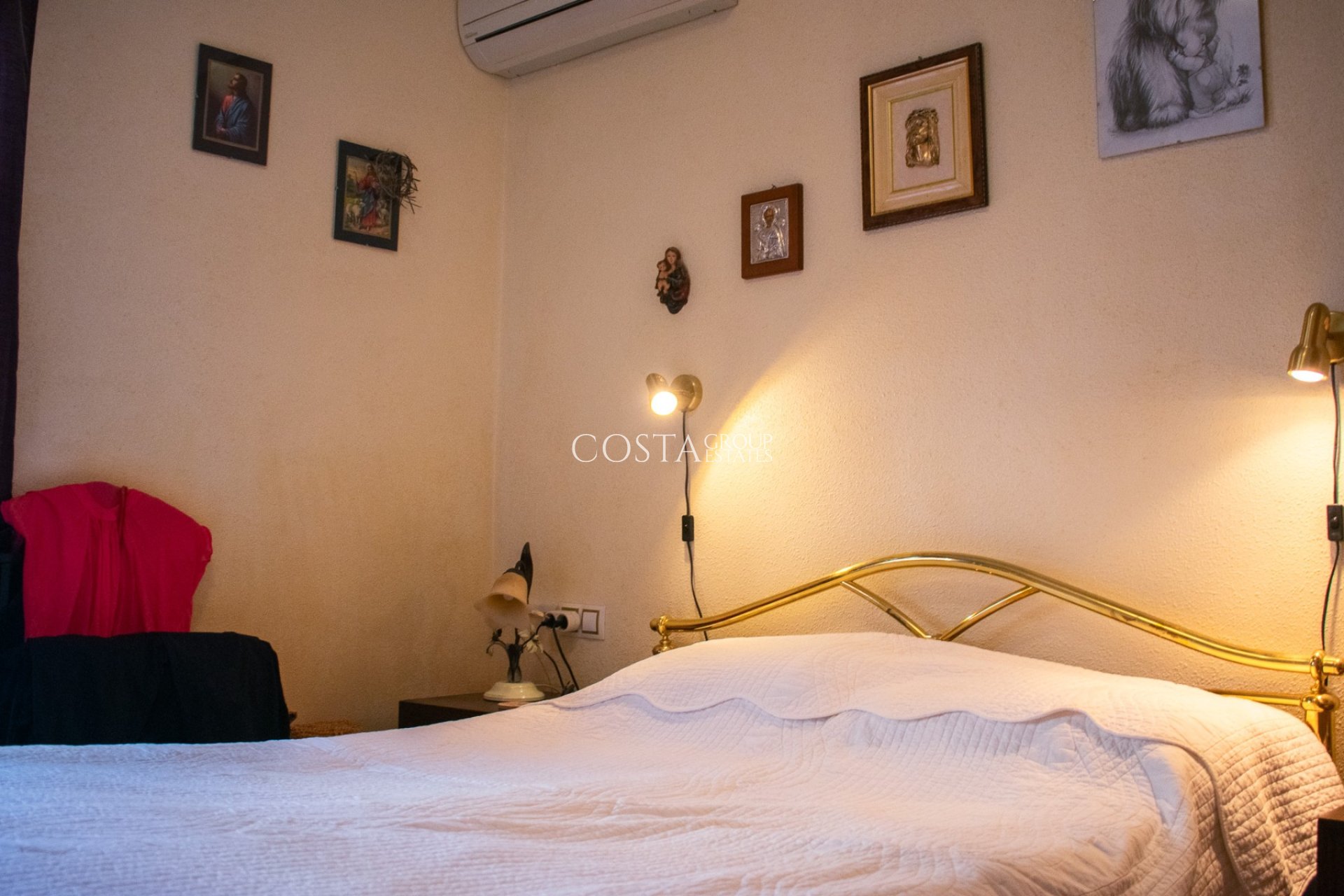 Resale - House -
Orihuela Costa - Los Dolses