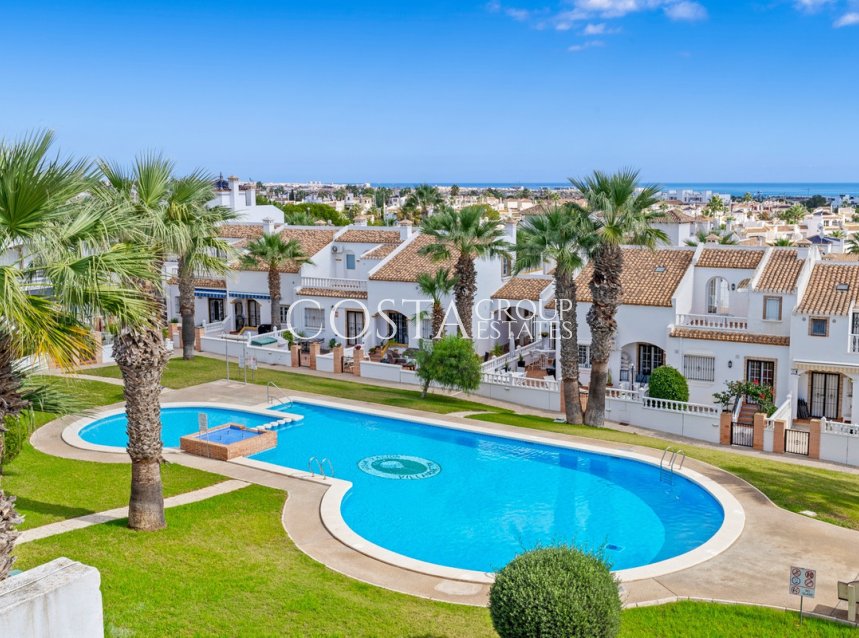 Resale - House -
Orihuela Costa - Los Dolses