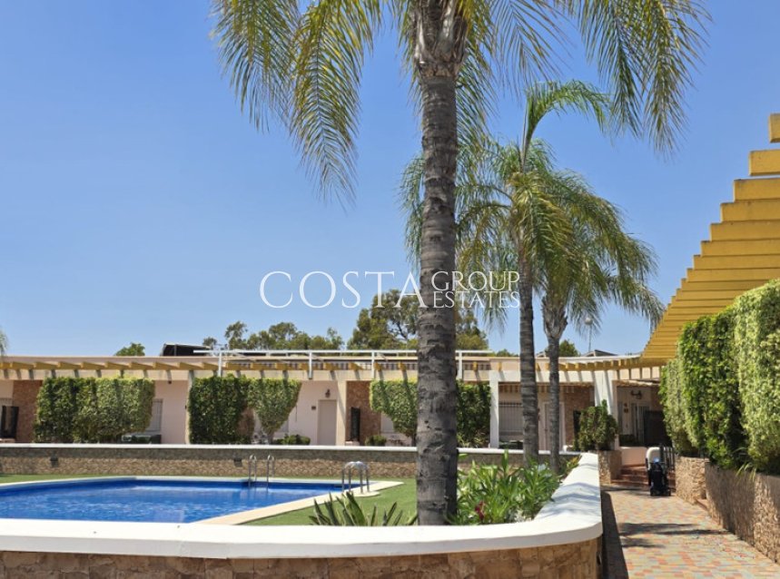 Resale - House -
Orihuela Costa - Mil Palmeras