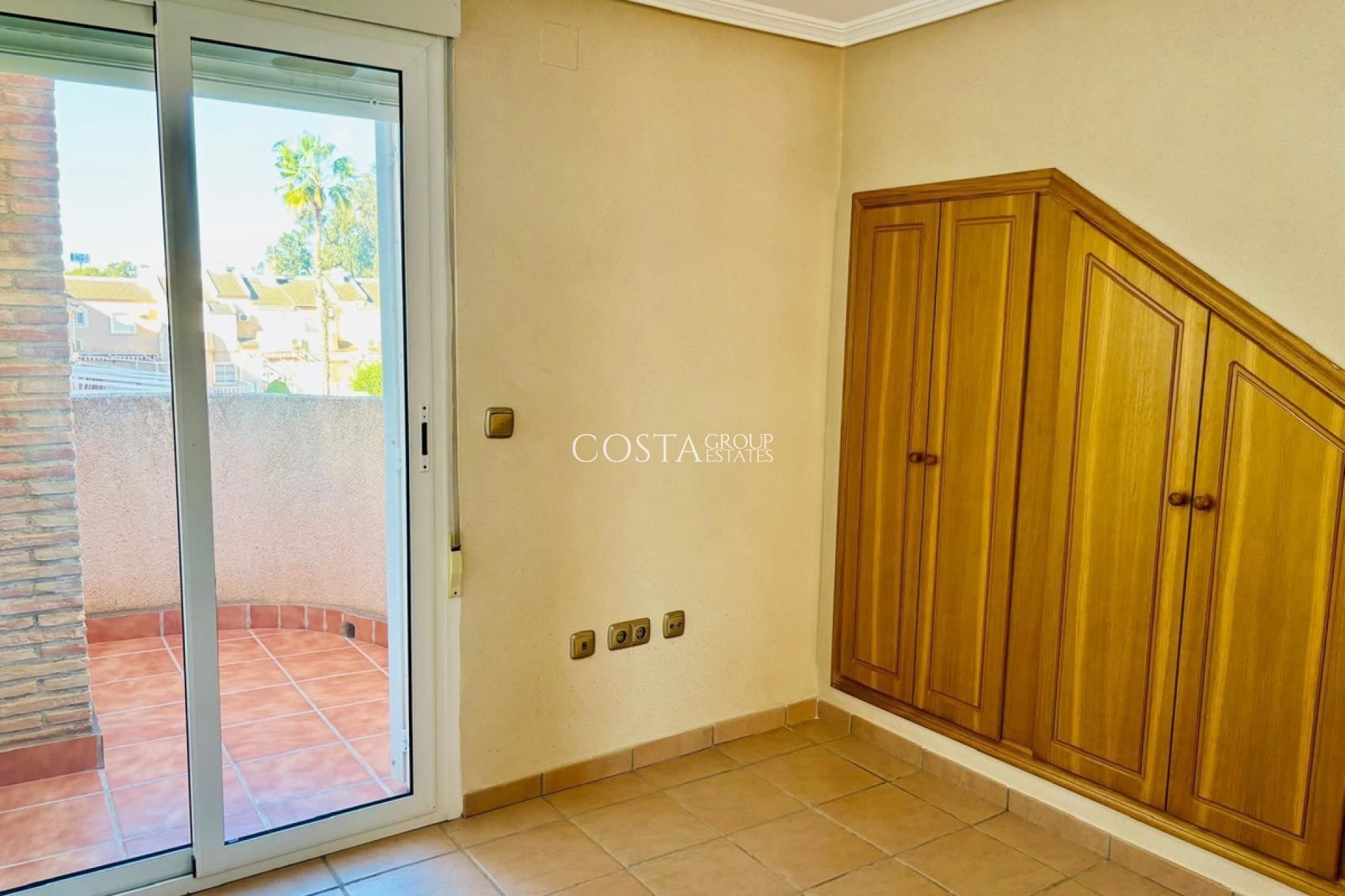 Resale - House -
Orihuela Costa - Mil Palmeras