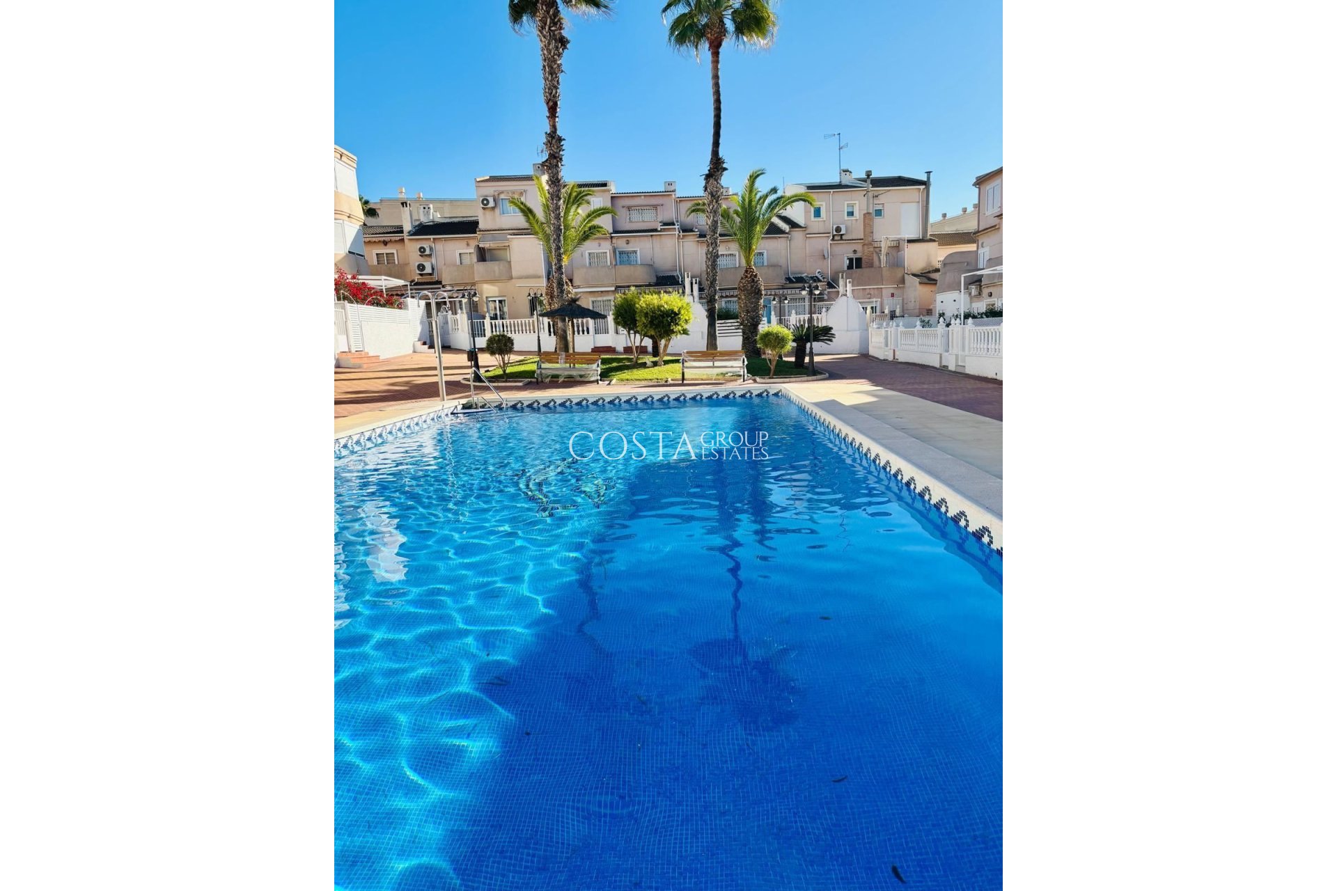 Resale - House -
Orihuela Costa - Mil Palmeras