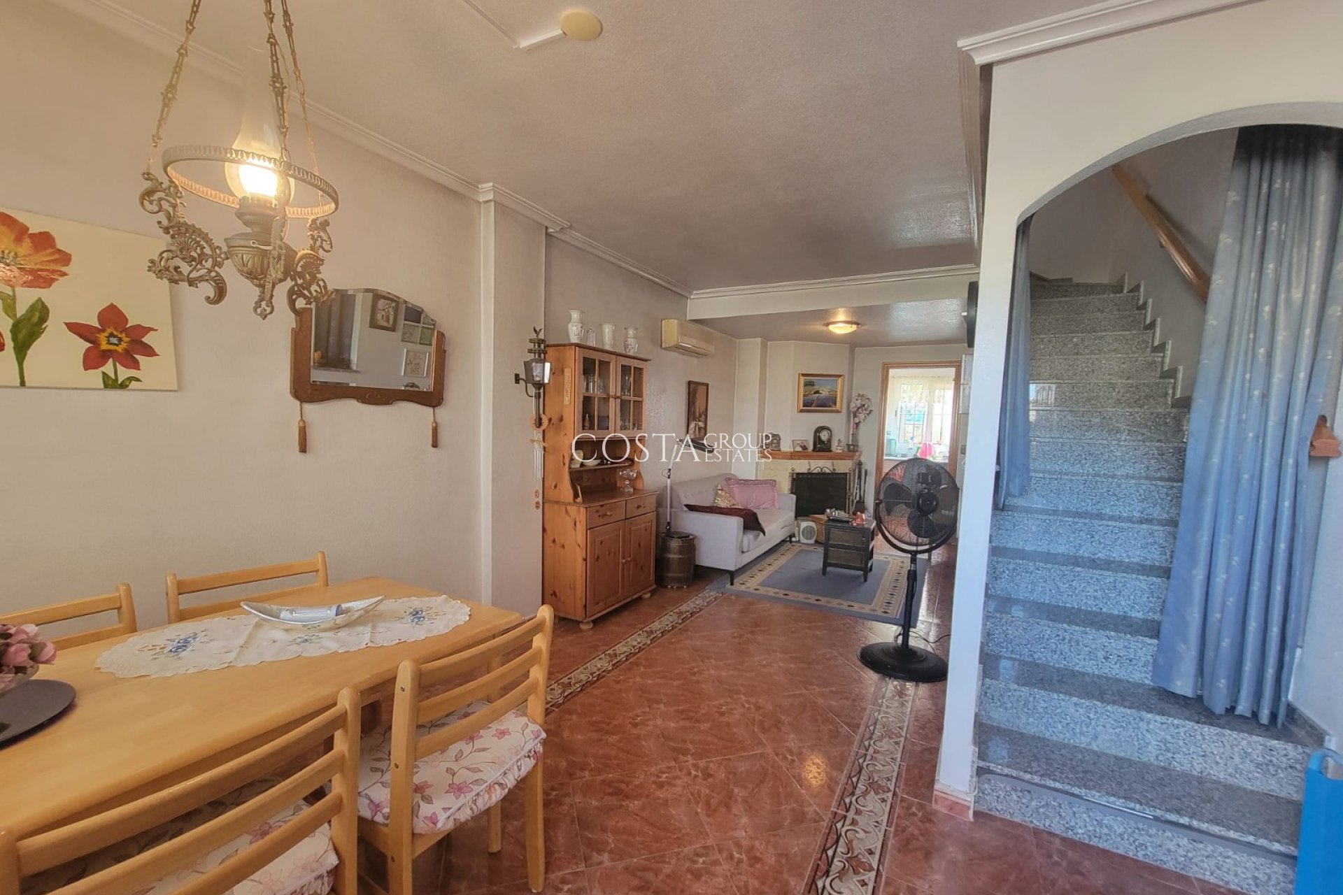 Resale - House -
Orihuela Costa - Playa Flamenca