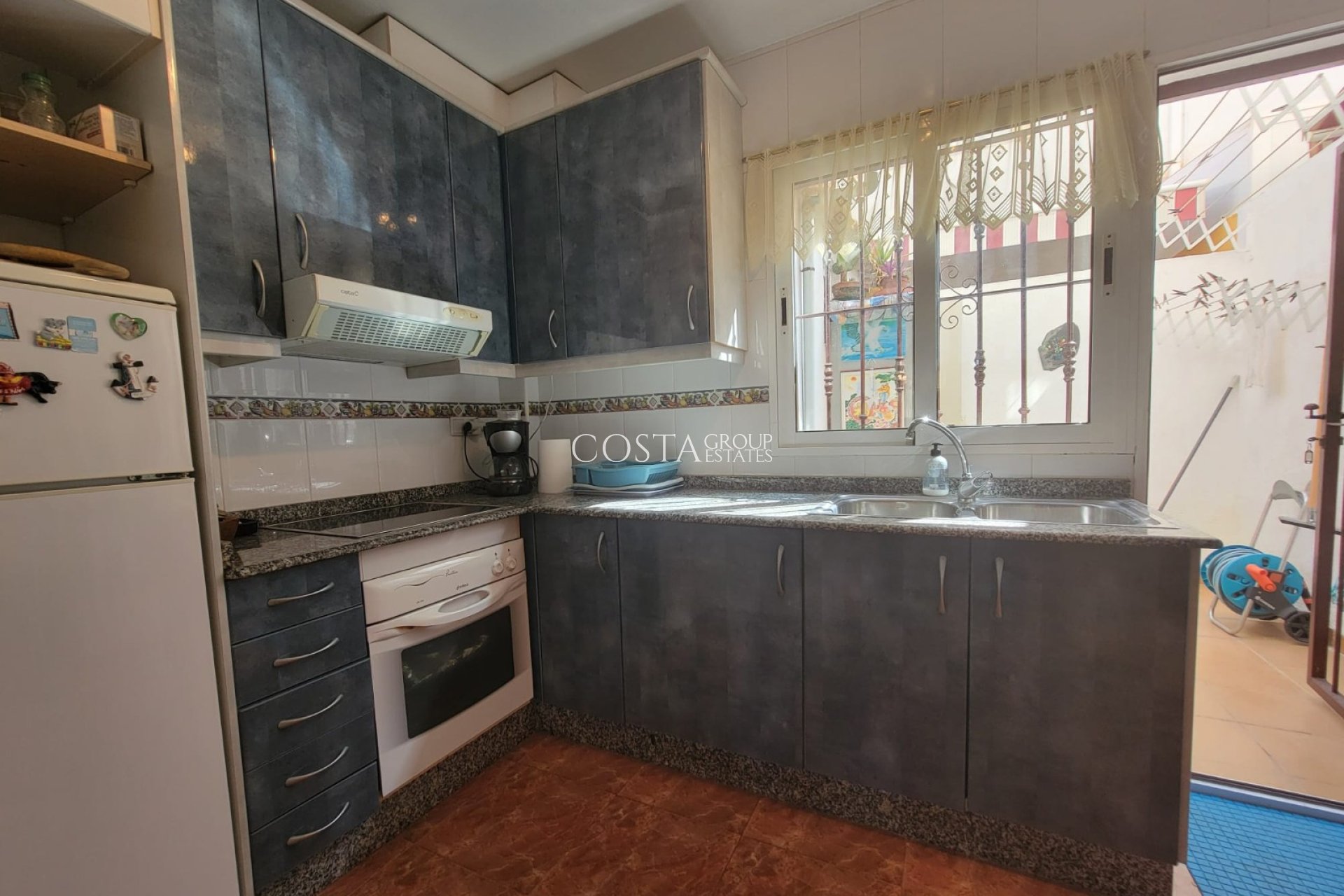 Resale - House -
Orihuela Costa - Playa Flamenca