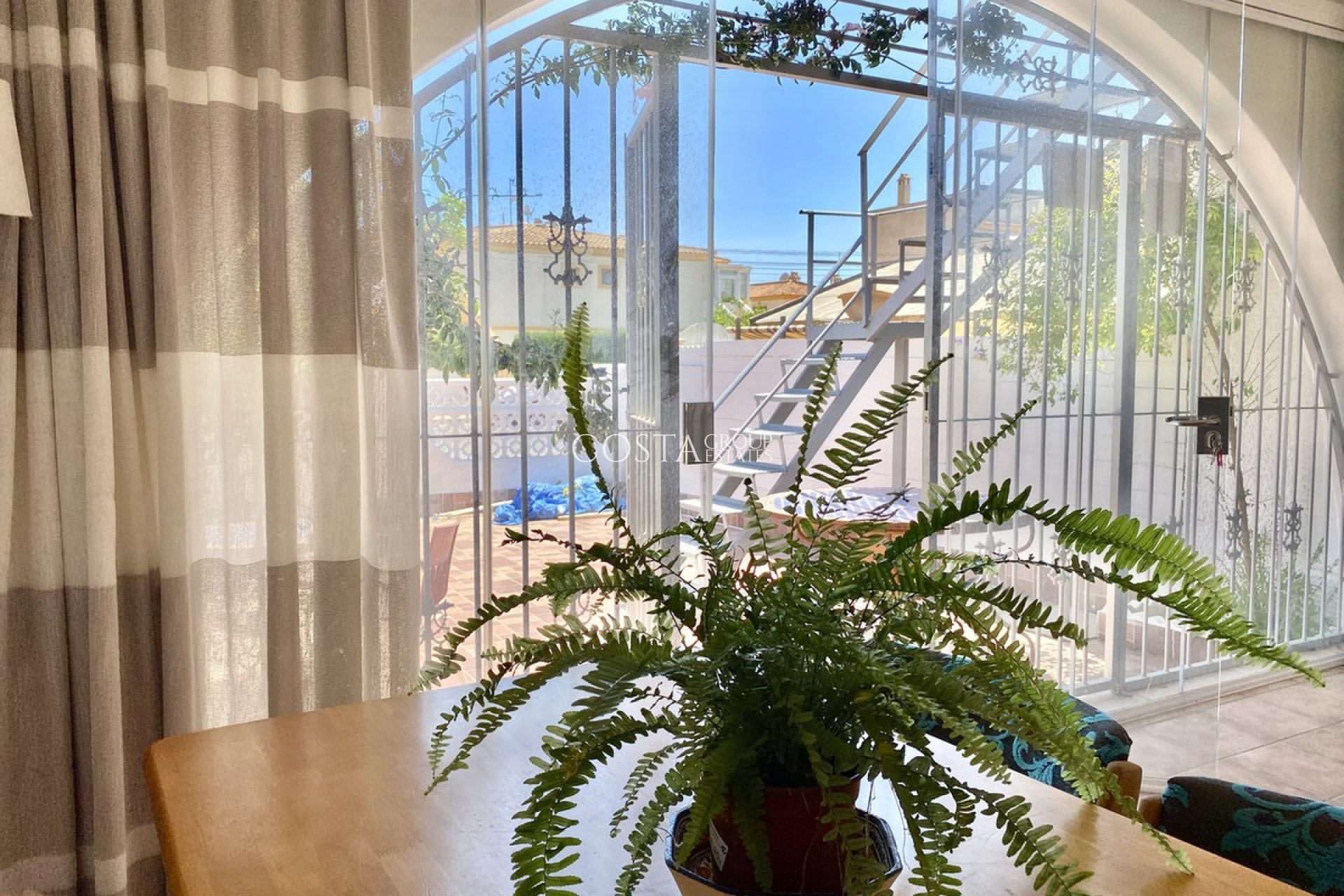 Resale - House -
Orihuela Costa - Playa Flamenca