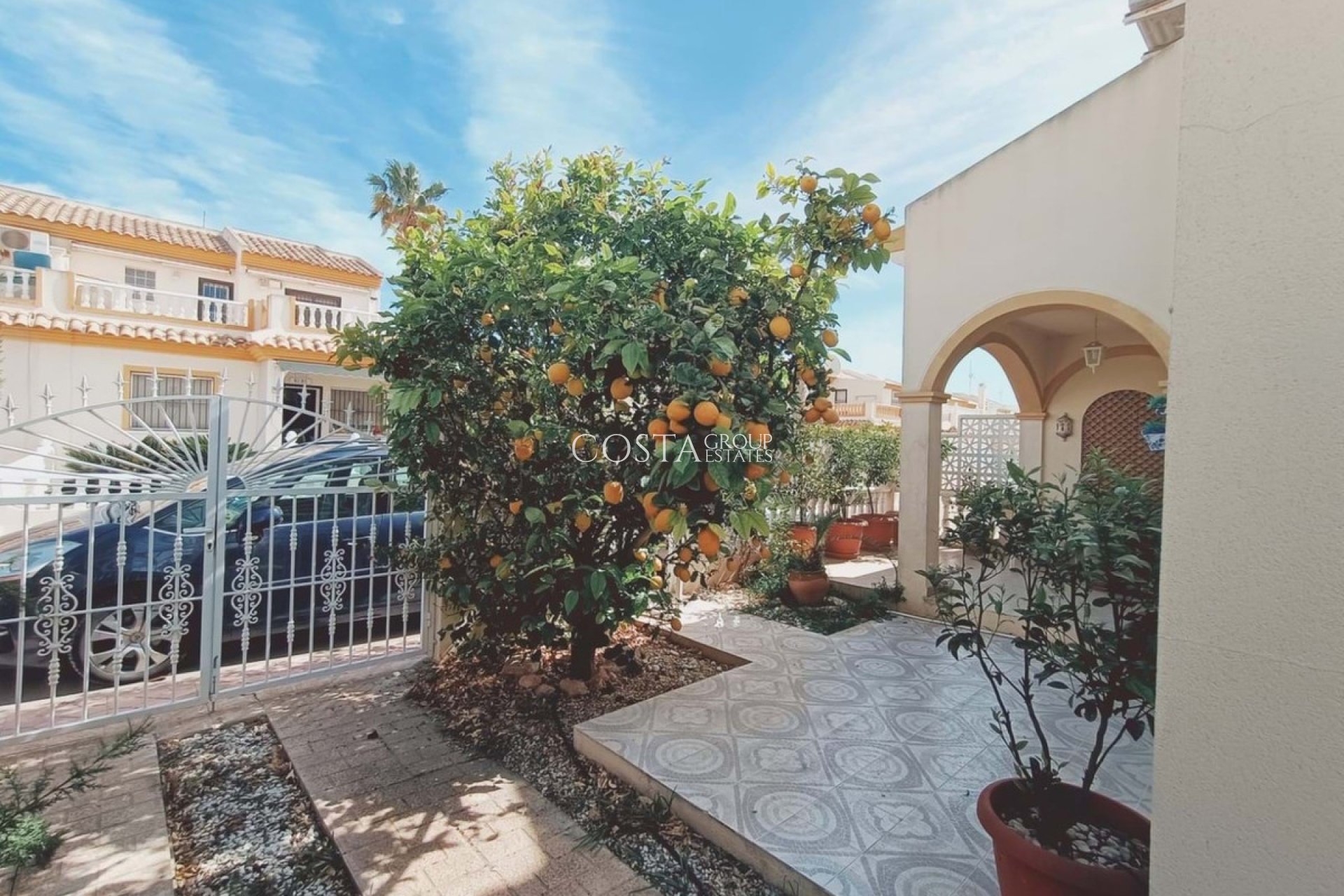 Resale - House -
Orihuela Costa - Playa Flamenca