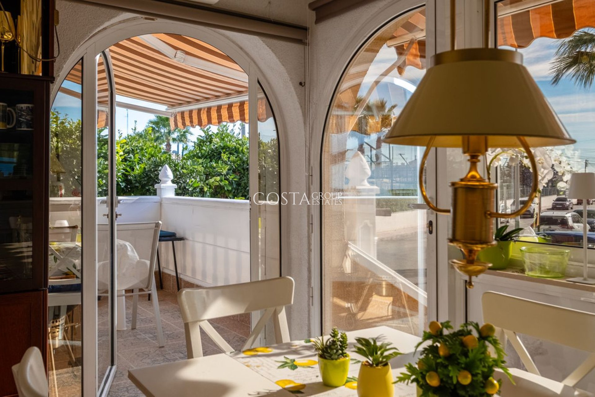 Resale - House -
Orihuela Costa - Playa Flamenca