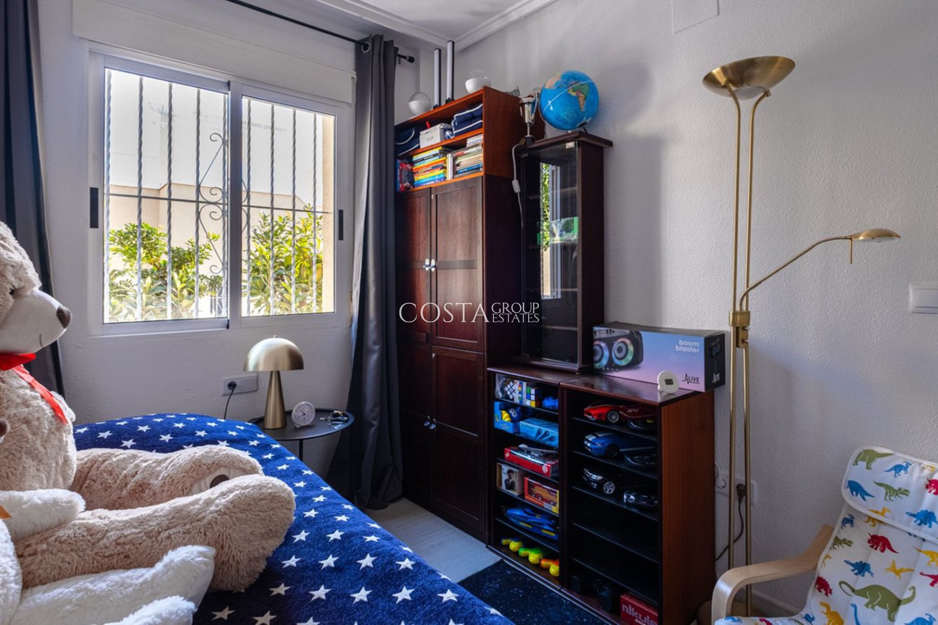 Resale - House -
Orihuela Costa - Playa Flamenca