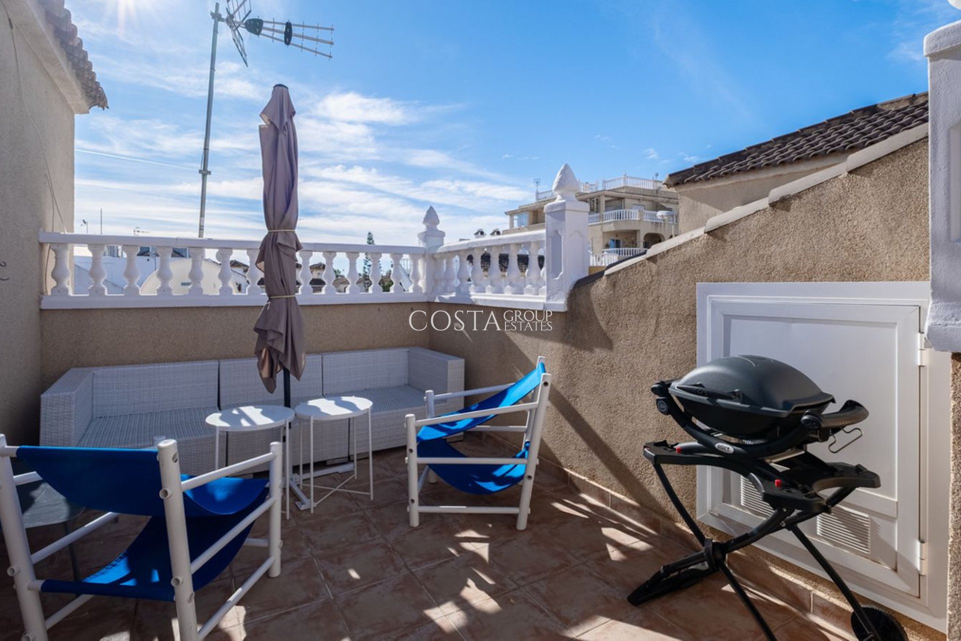 Resale - House -
Orihuela Costa - Playa Flamenca