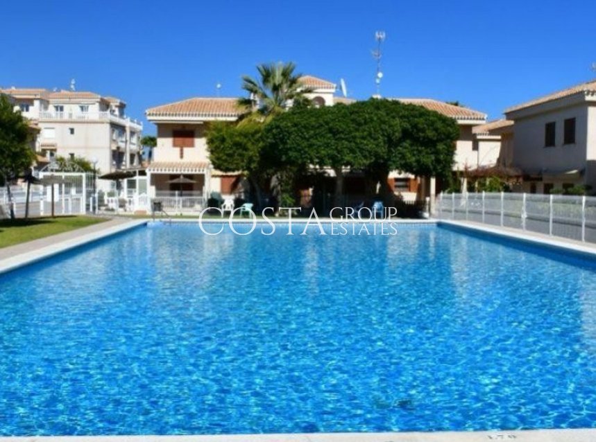 Resale - House -
Orihuela Costa - Playa Flamenca