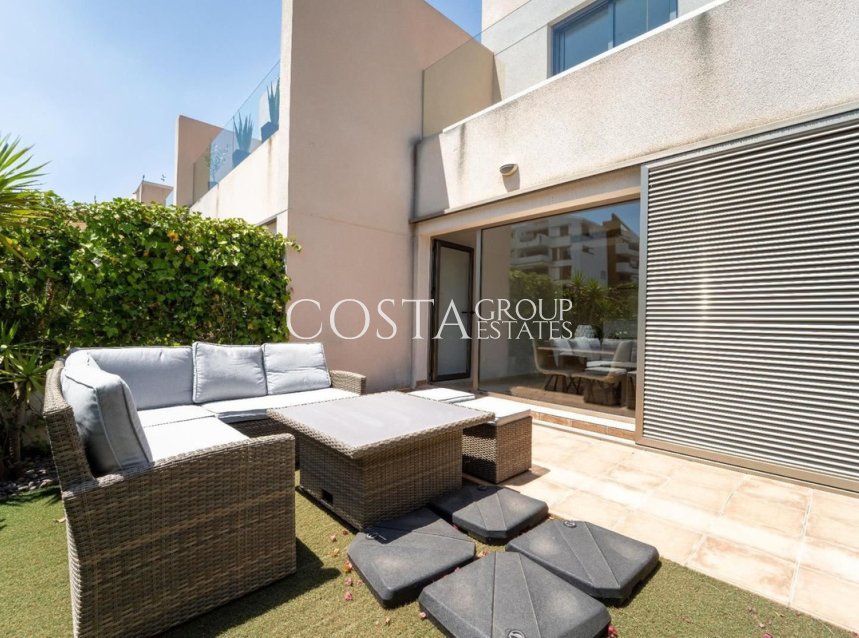 Resale - House -
Orihuela Costa - Punta Prima