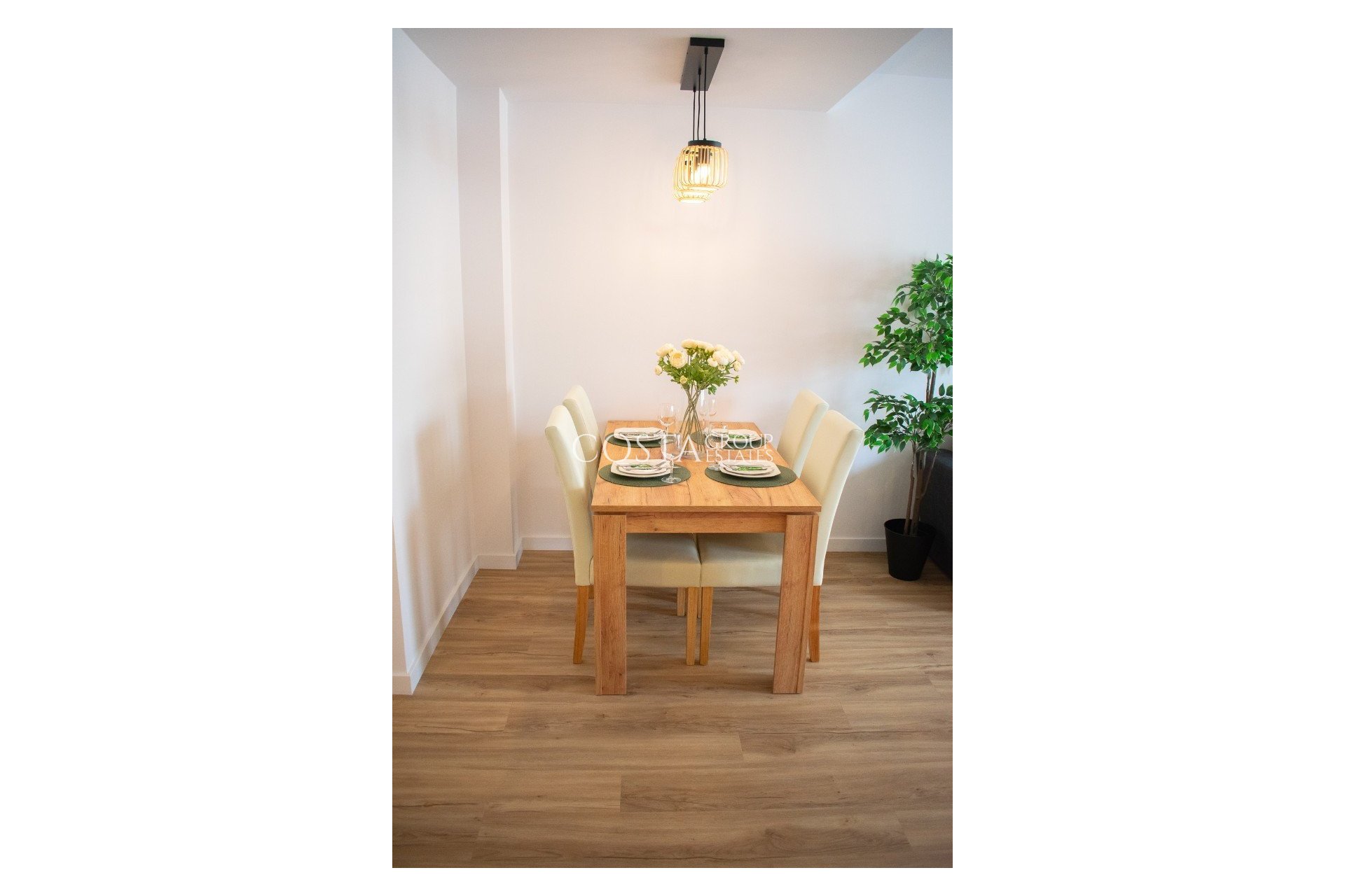 Resale - House -
Orihuela Costa - Punta Prima