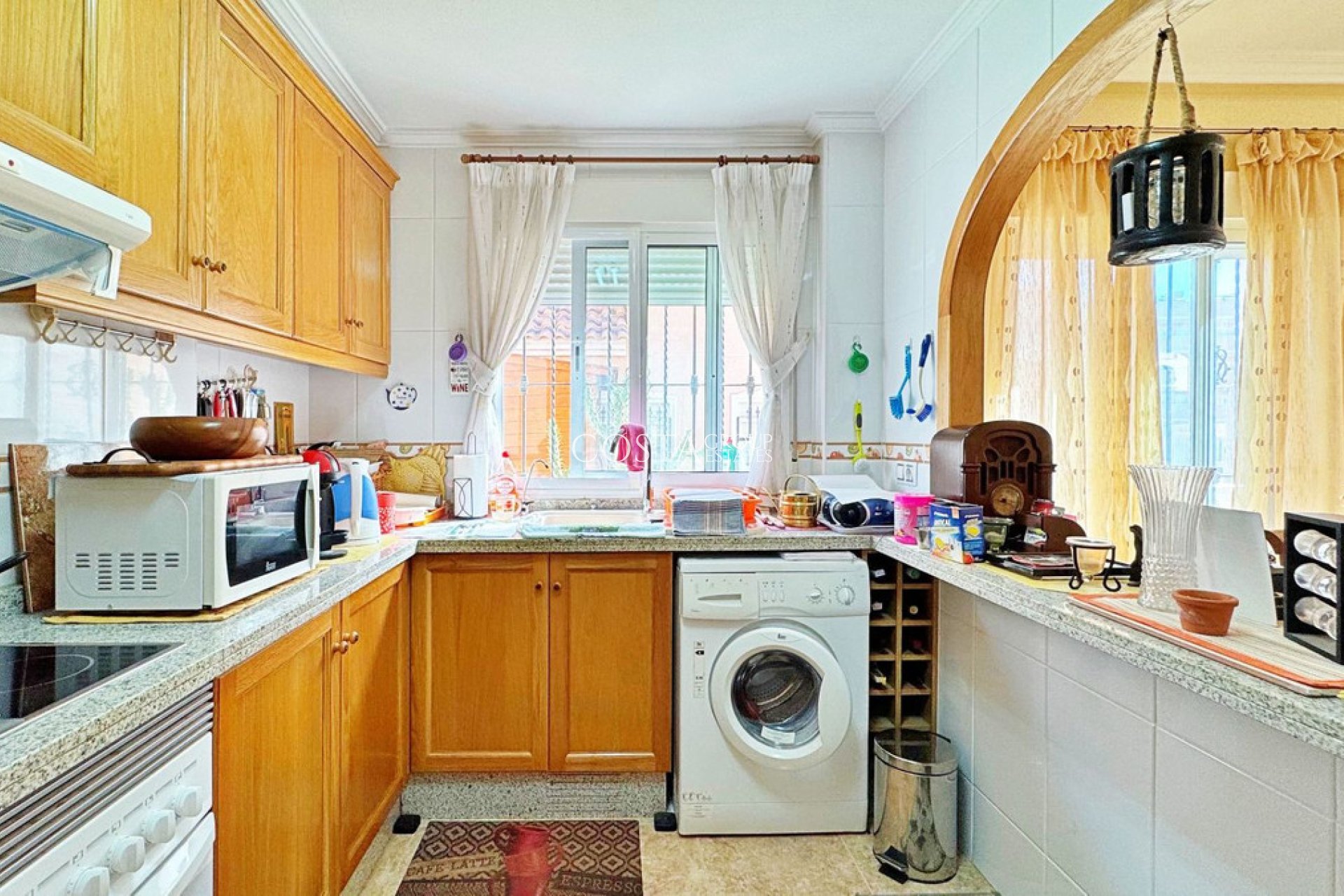 Resale - House -
Orihuela Costa - Villamartin