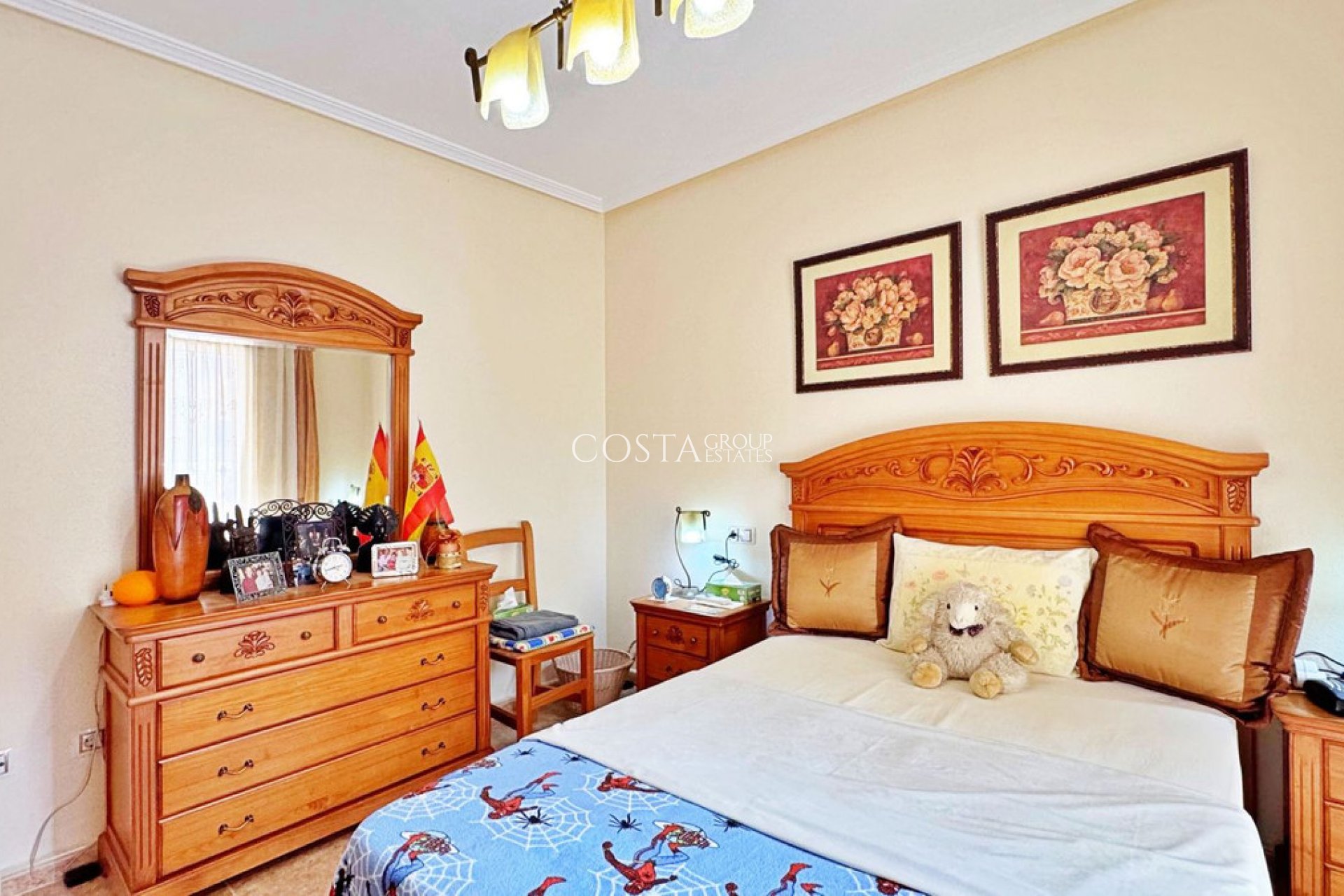 Resale - House -
Orihuela Costa - Villamartin