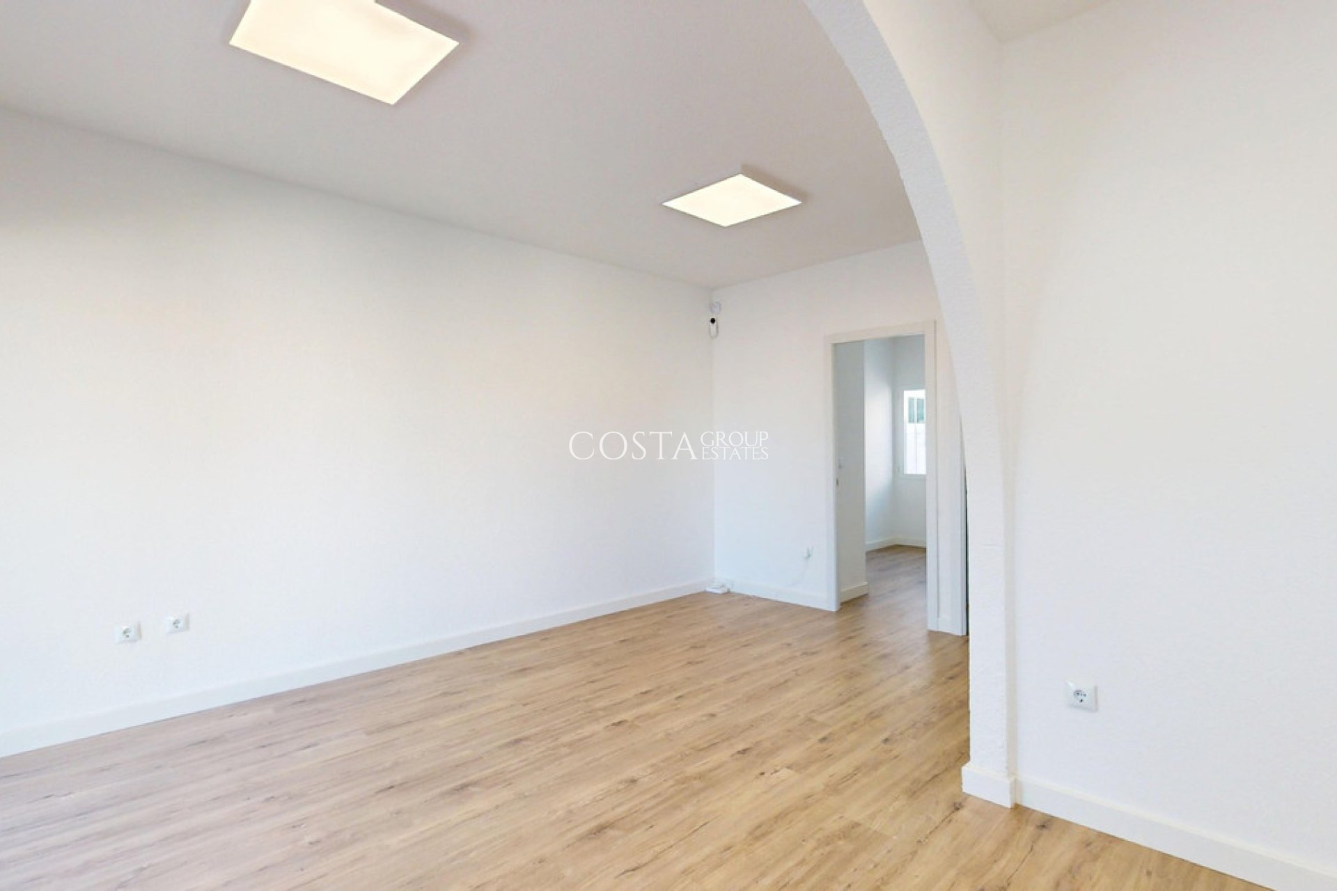 Resale - House -
Orihuela Costa - Villamartin