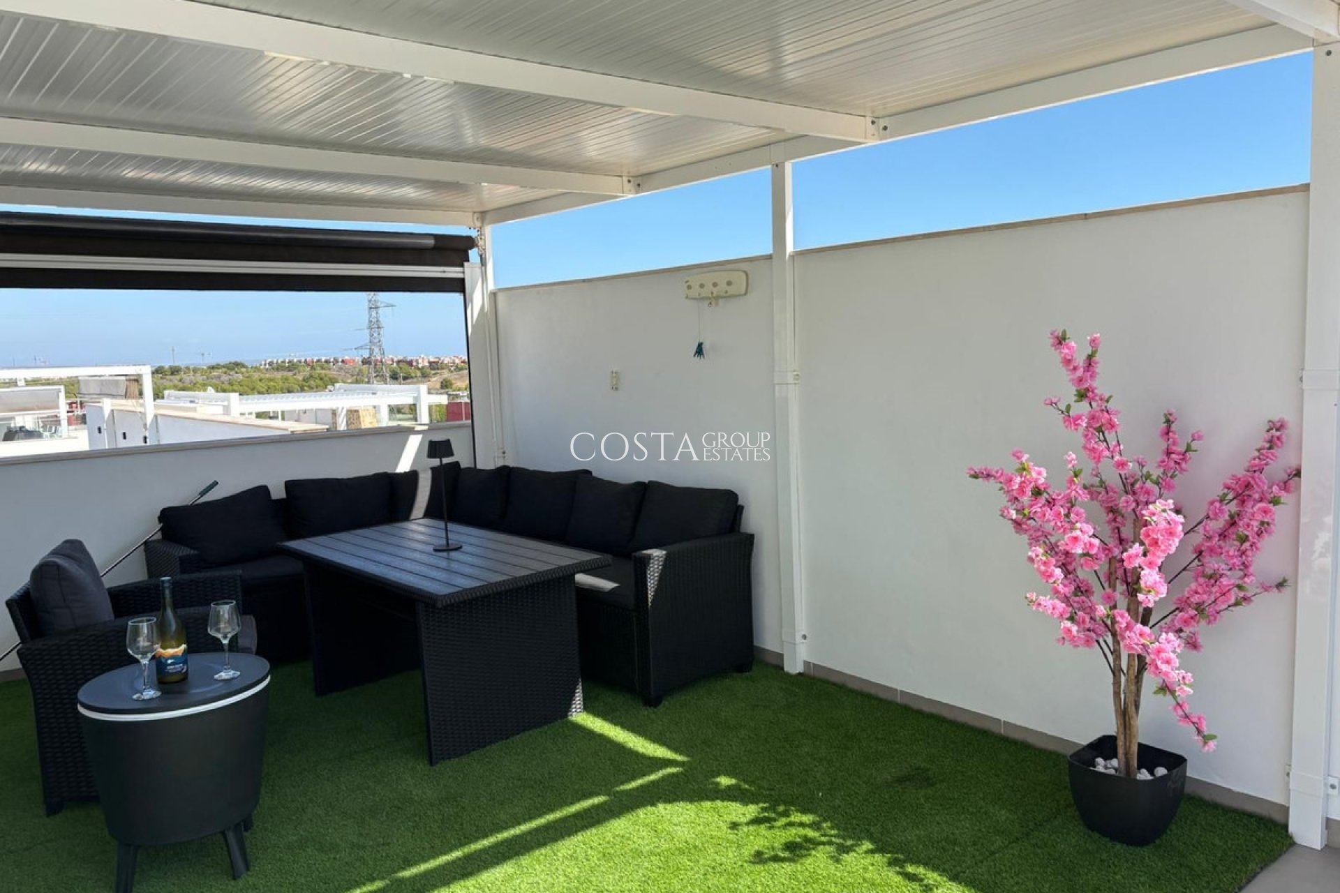 Resale - House -
Orihuela Costa - Villamartin