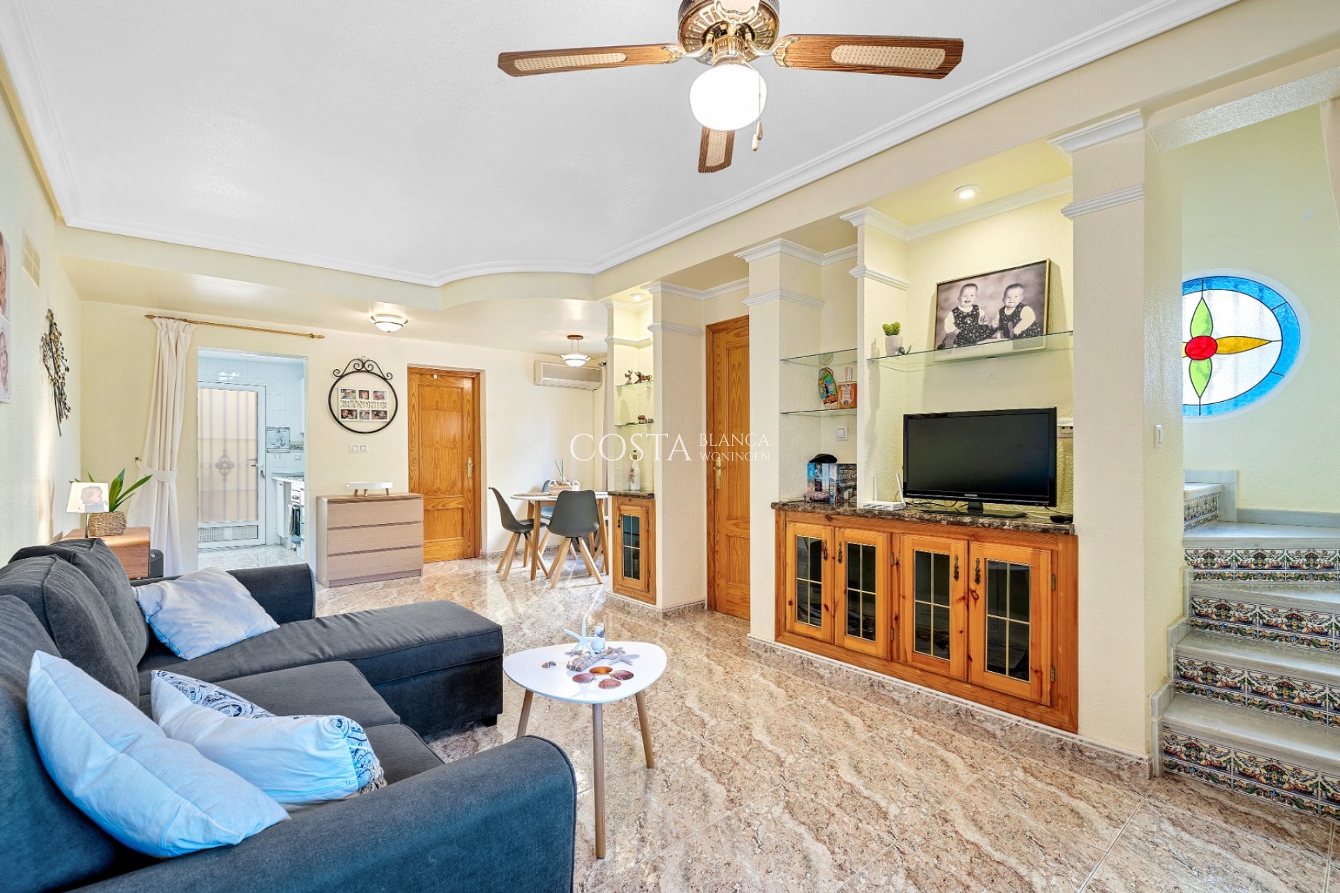 Resale - House -
Orihuela Costa - Villamartín