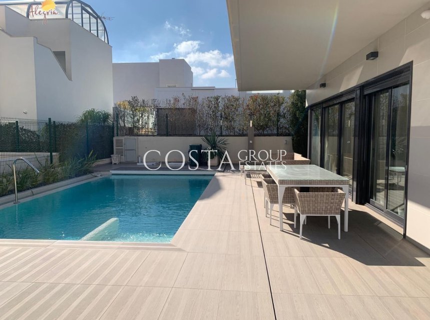 Resale - House -
Orihuela Costa