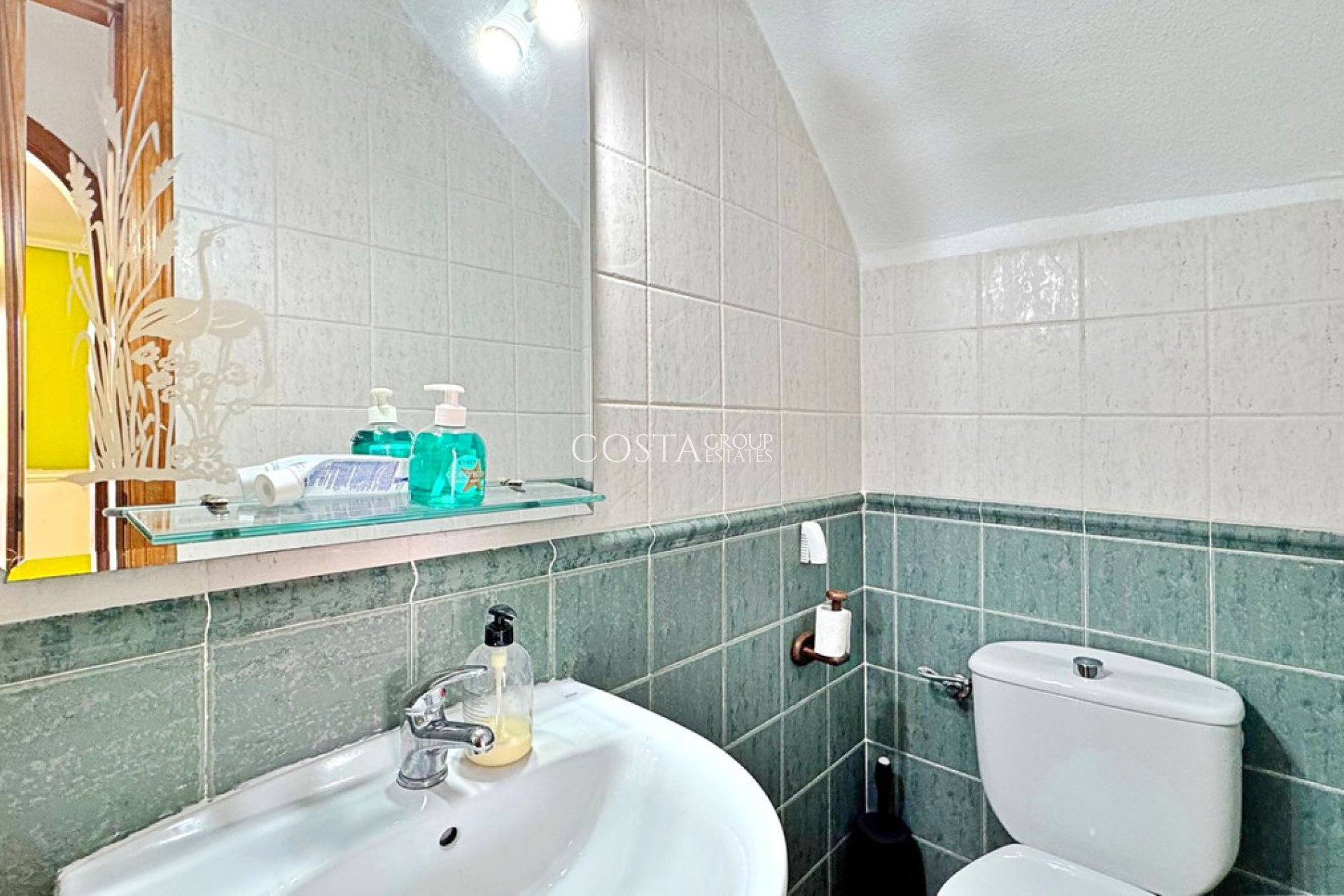 Resale - House -
Orihuela - La Campana