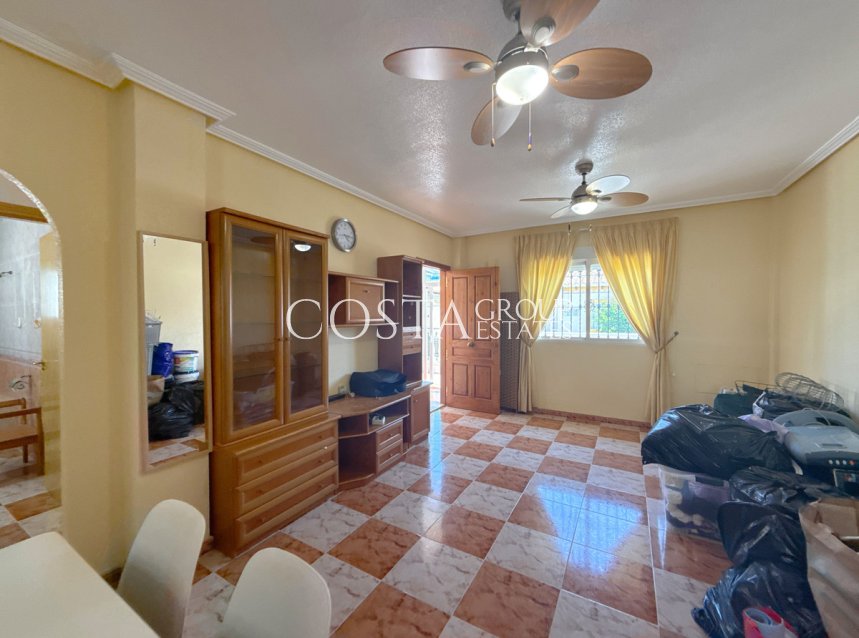 Resale - House -
Orihuela - La Regia
