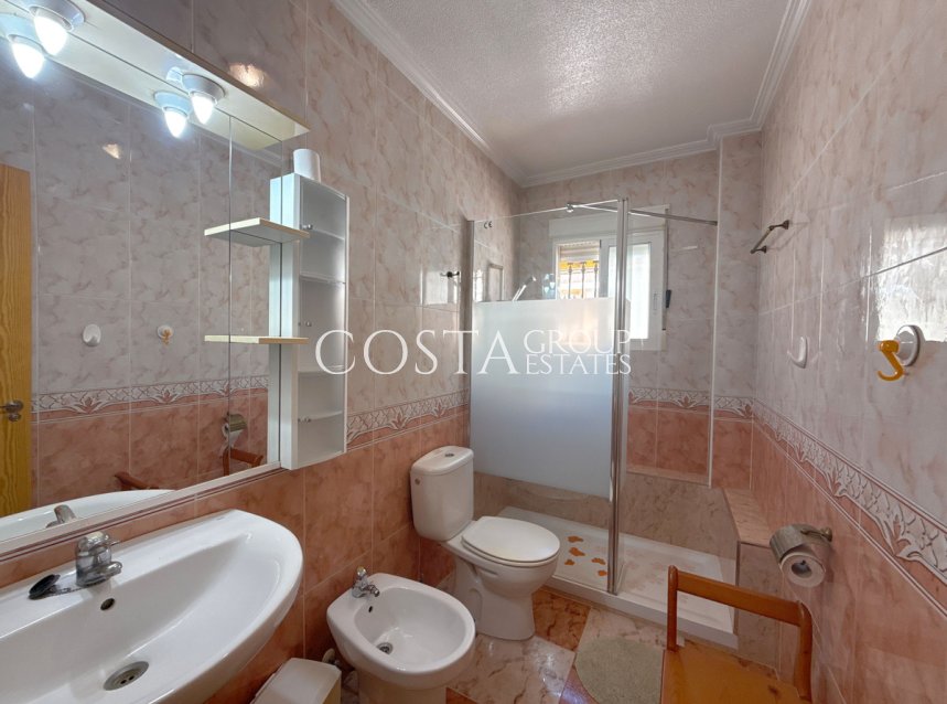 Resale - House -
Orihuela - La Regia