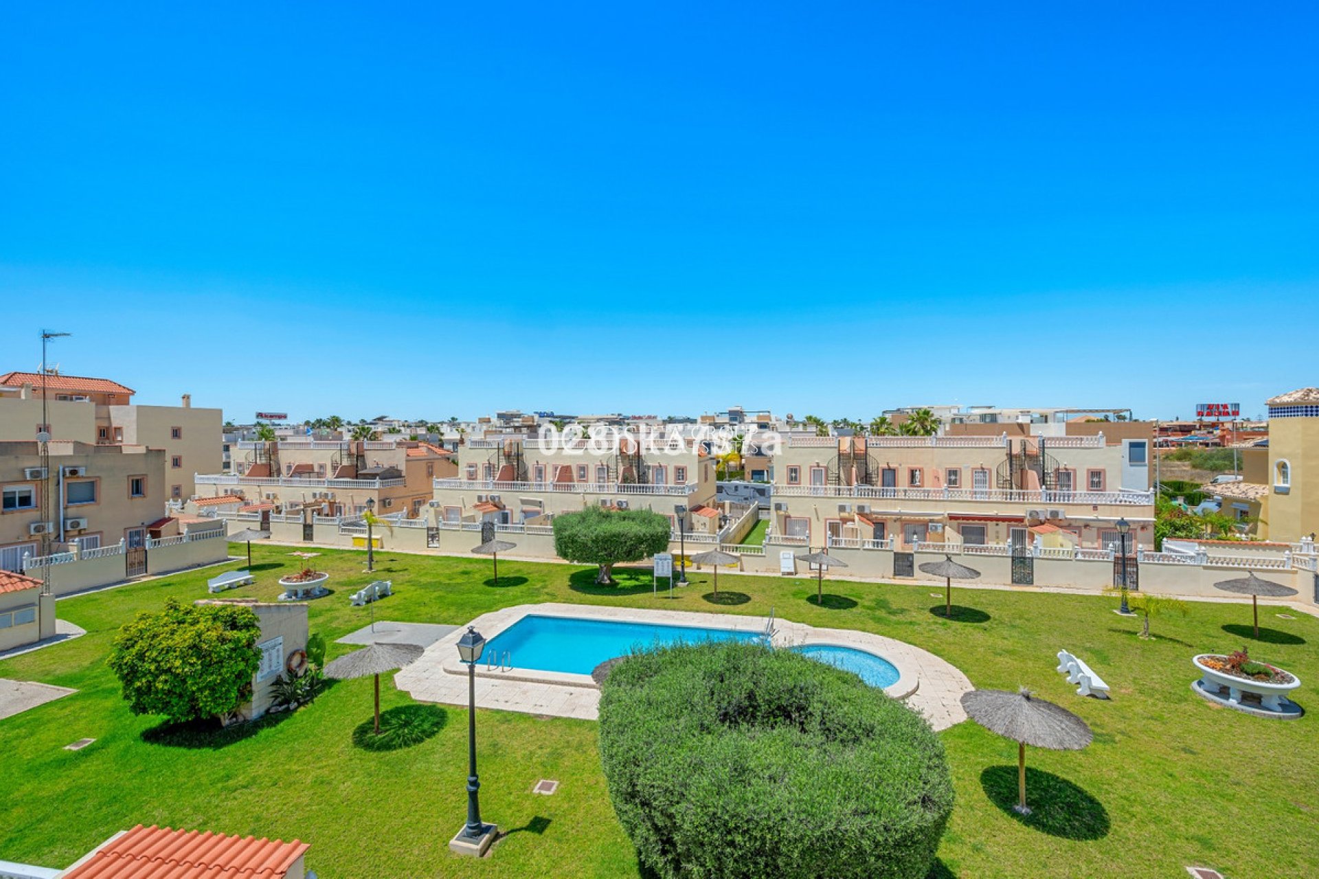 Resale - House -
Orihuela - La Zenia