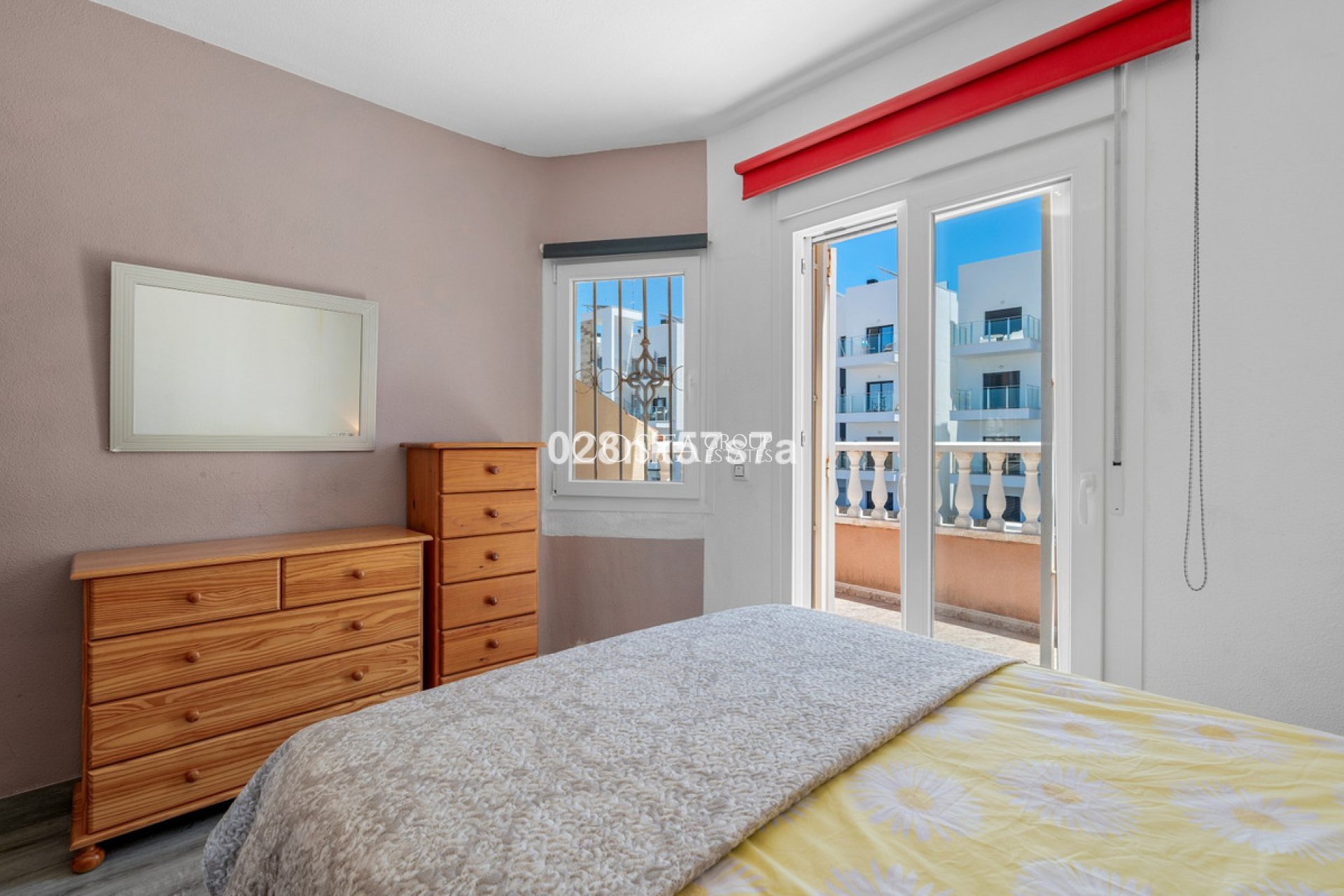 Resale - House -
Orihuela - La Zenia