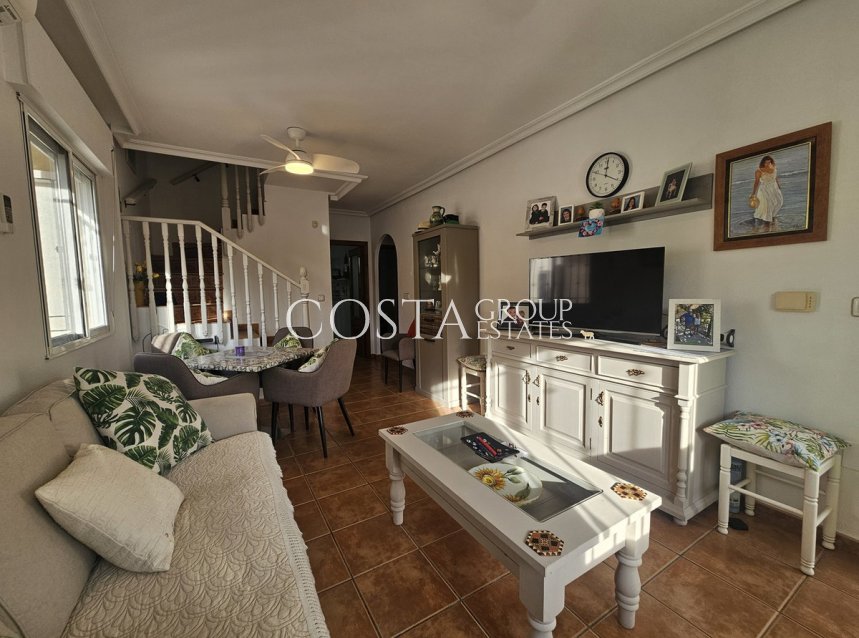 Resale - House -
Orihuela - La Zenia