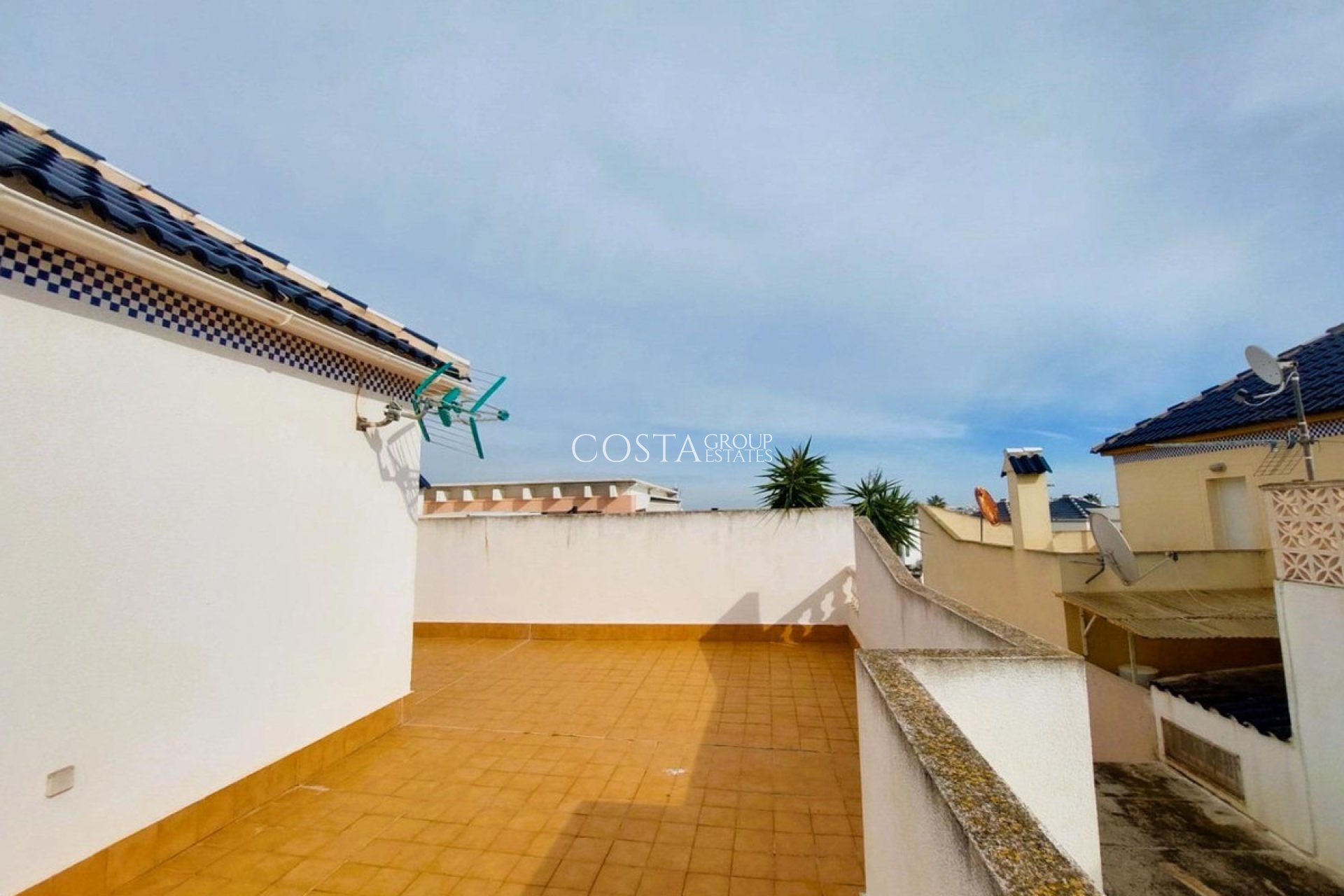 Resale - House -
Orihuela - Los Altos