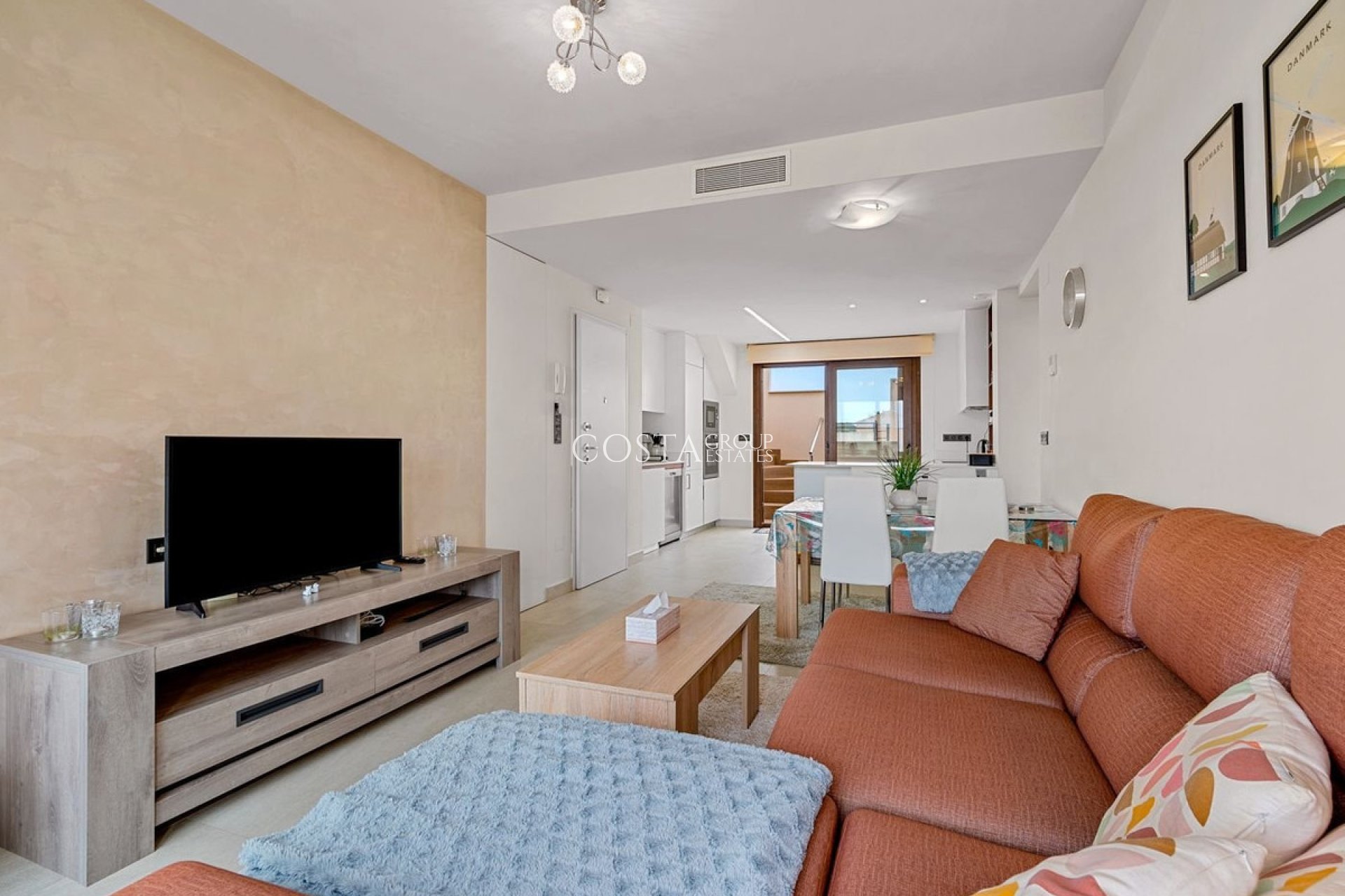 Resale - House -
Orihuela - Los Balcones