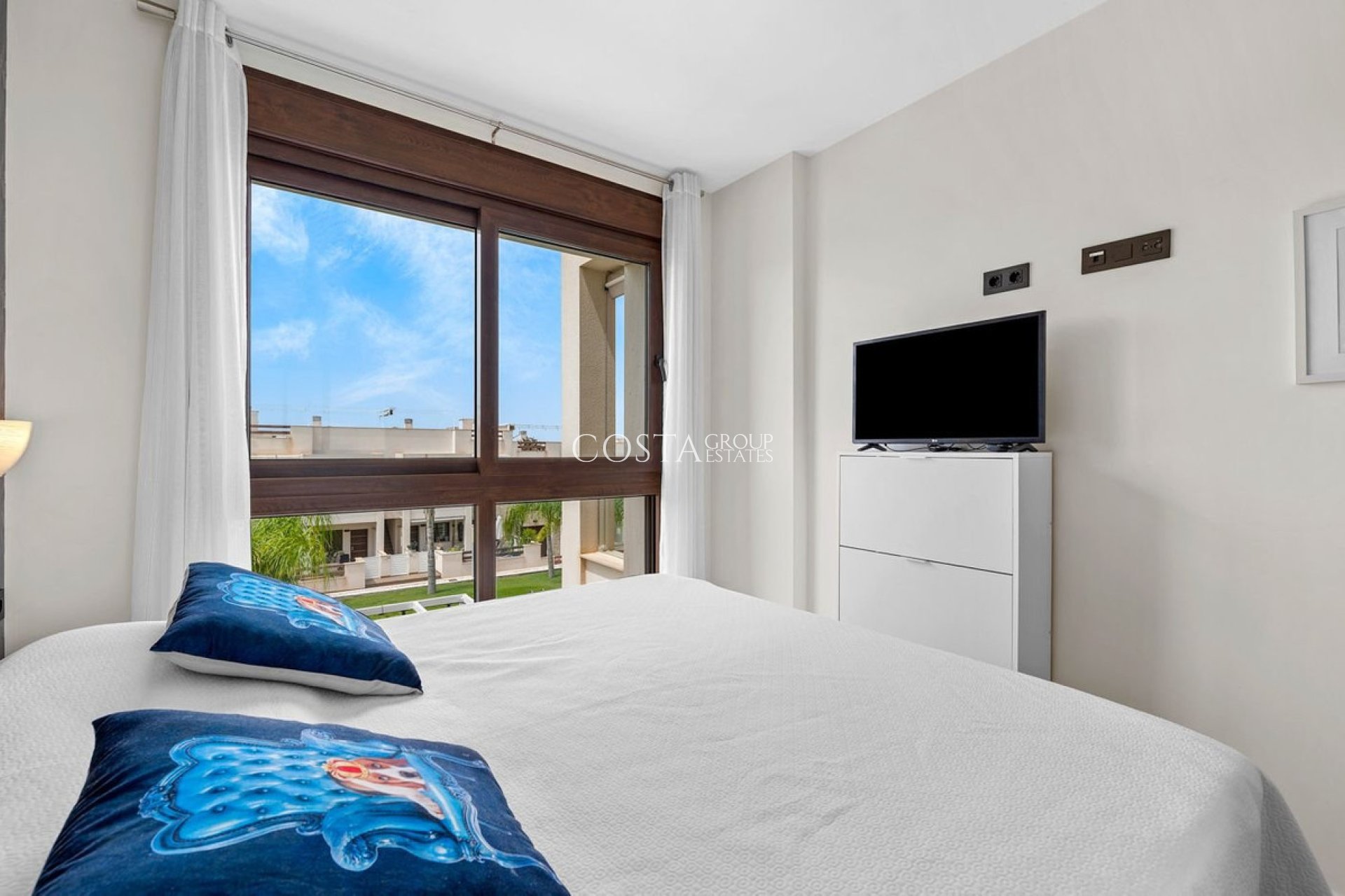 Resale - House -
Orihuela - Los Balcones