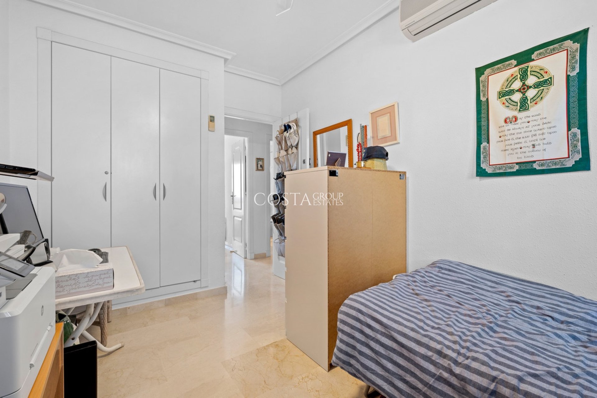 Resale - House -
Orihuela - Los Dolses