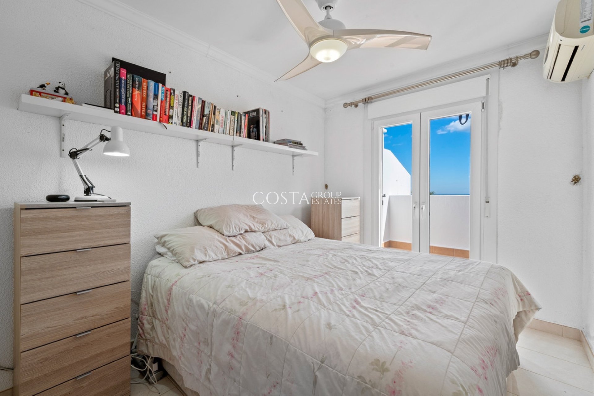 Resale - House -
Orihuela - Los Dolses