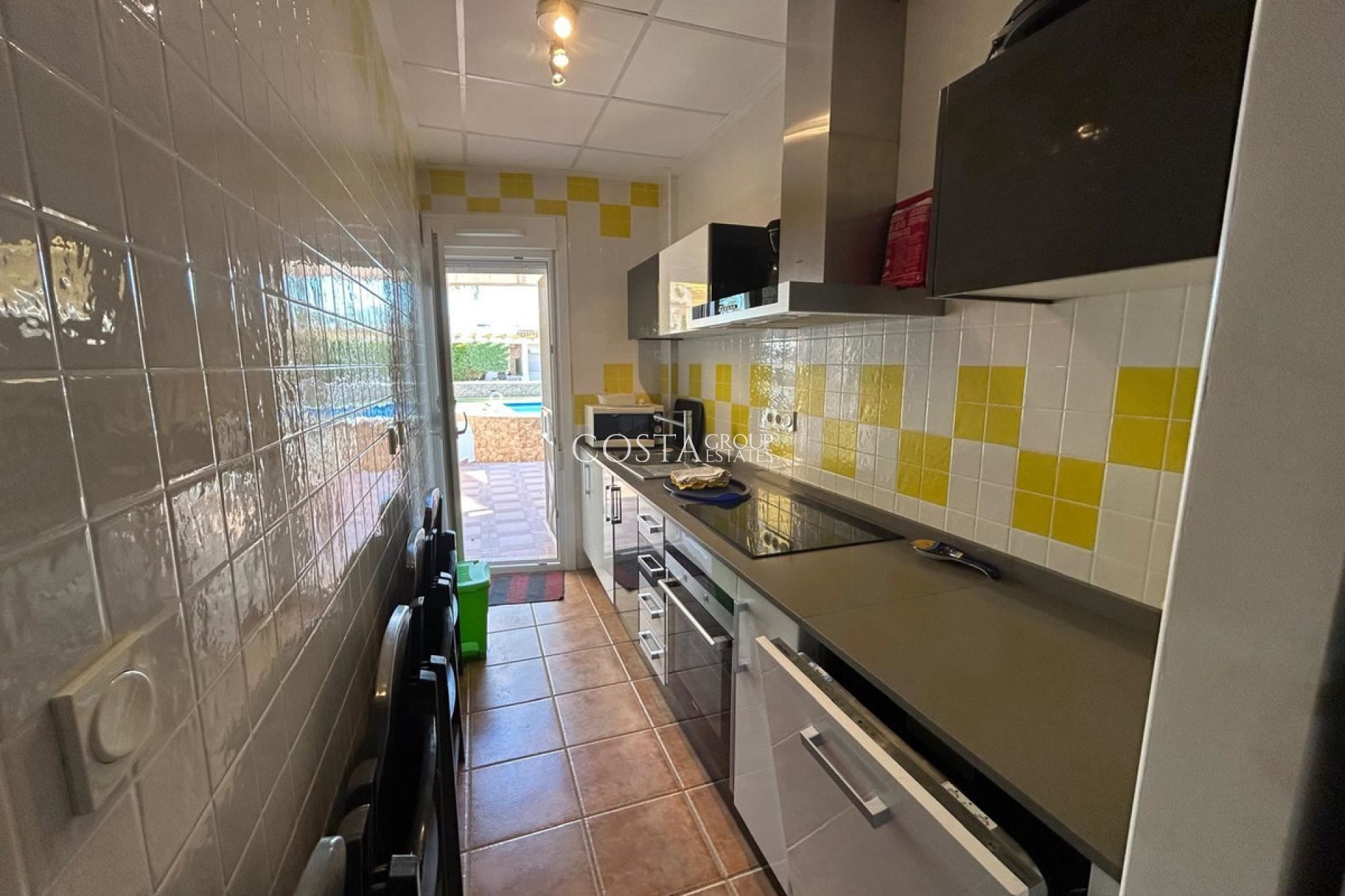 Resale - House -
Orihuela - Mil Palmeras