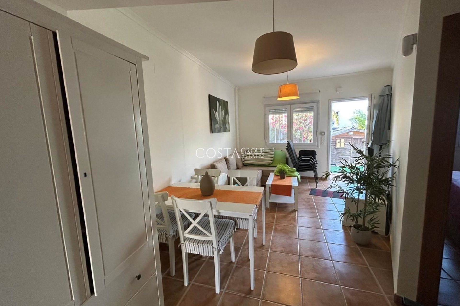 Resale - House -
Orihuela - Mil Palmeras