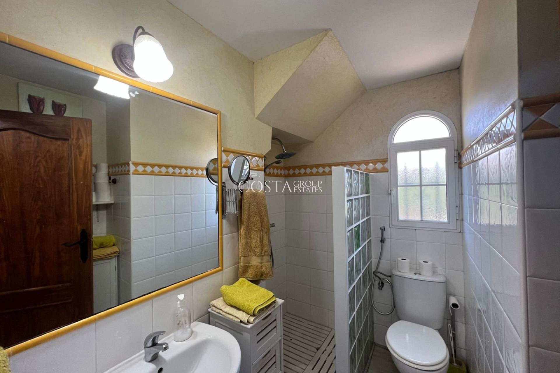 Resale - House -
Orihuela - Orihuela Costa