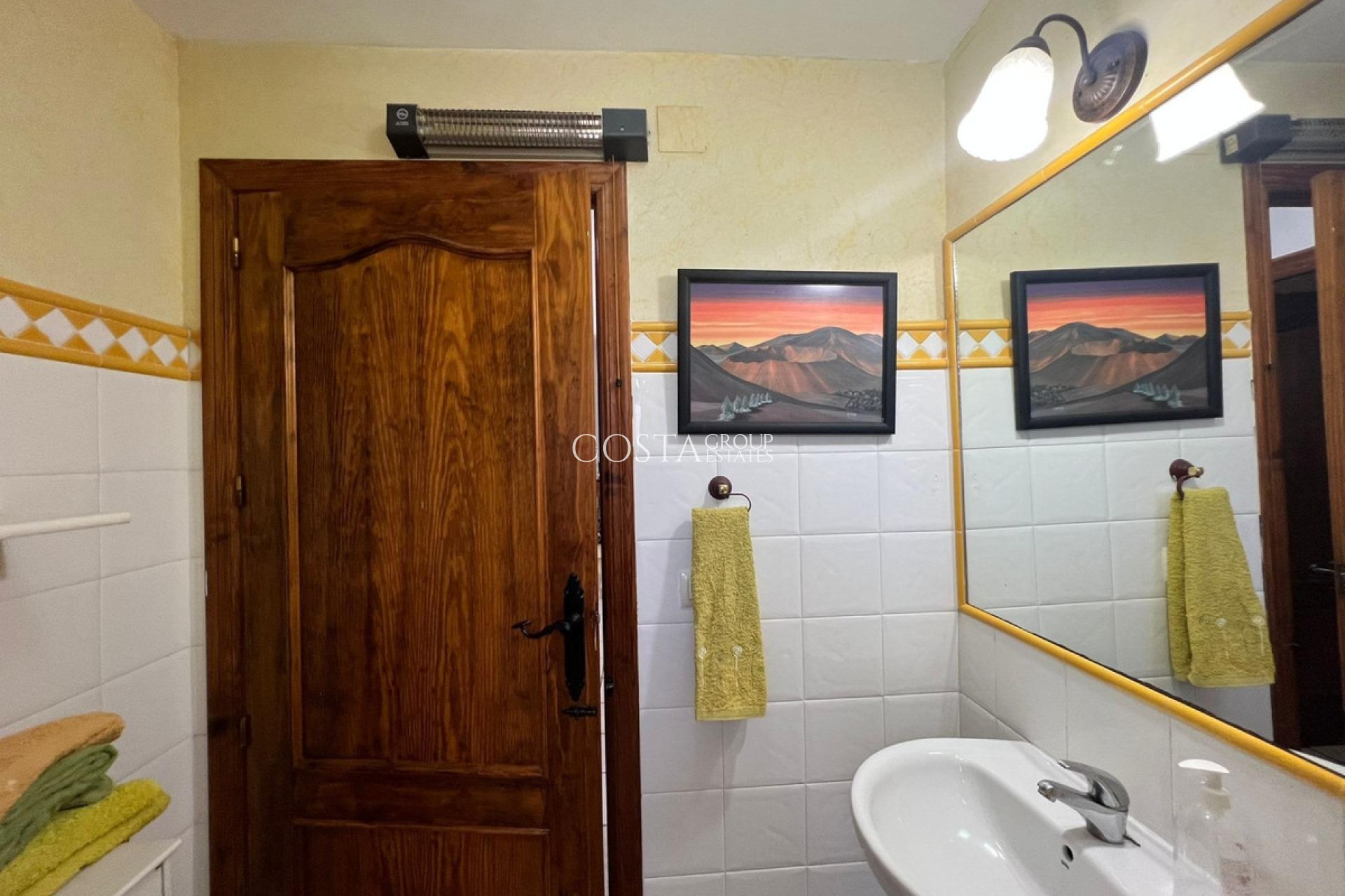 Resale - House -
Orihuela - Orihuela Costa