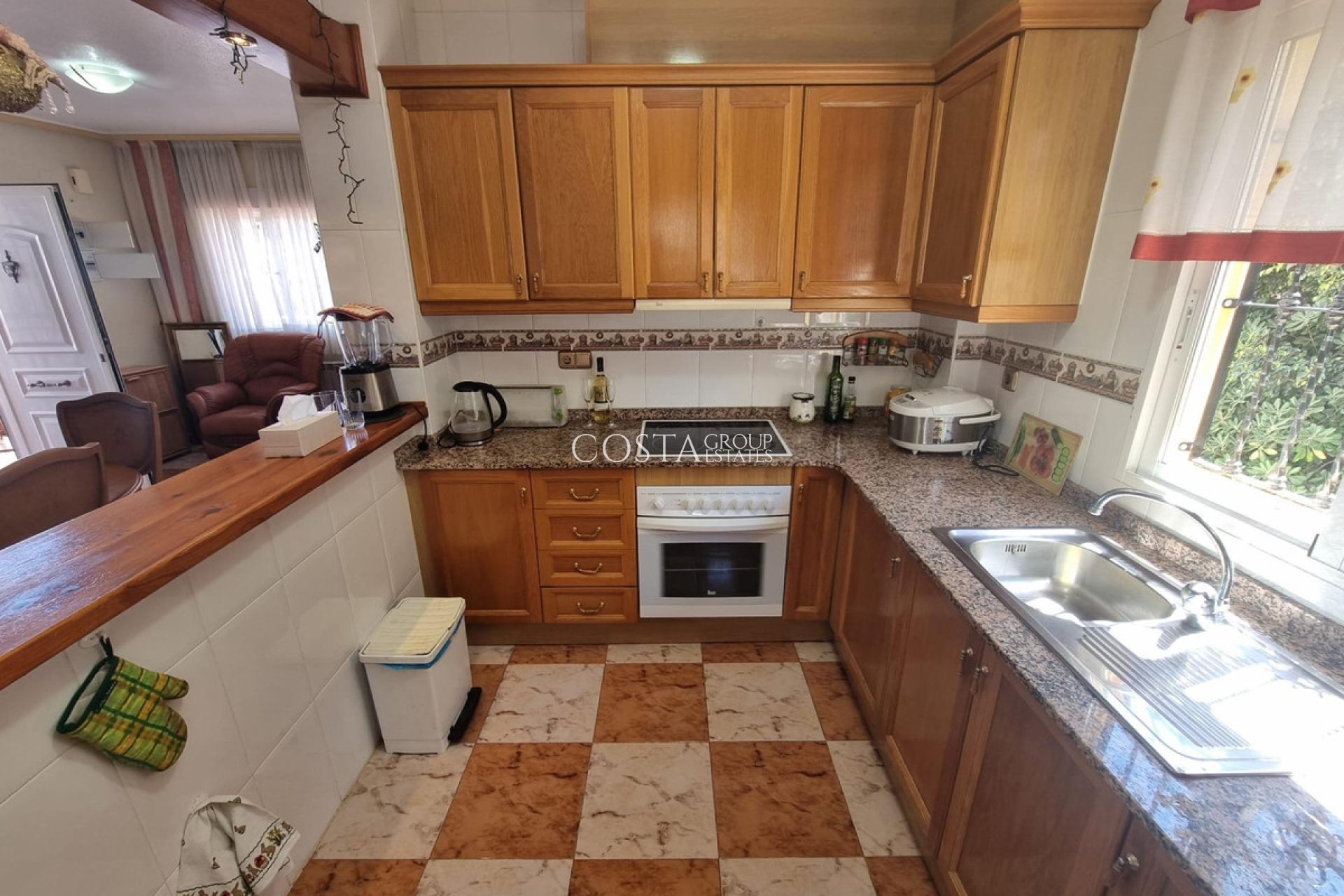 Resale - House -
Orihuela - Orihuela Costa
