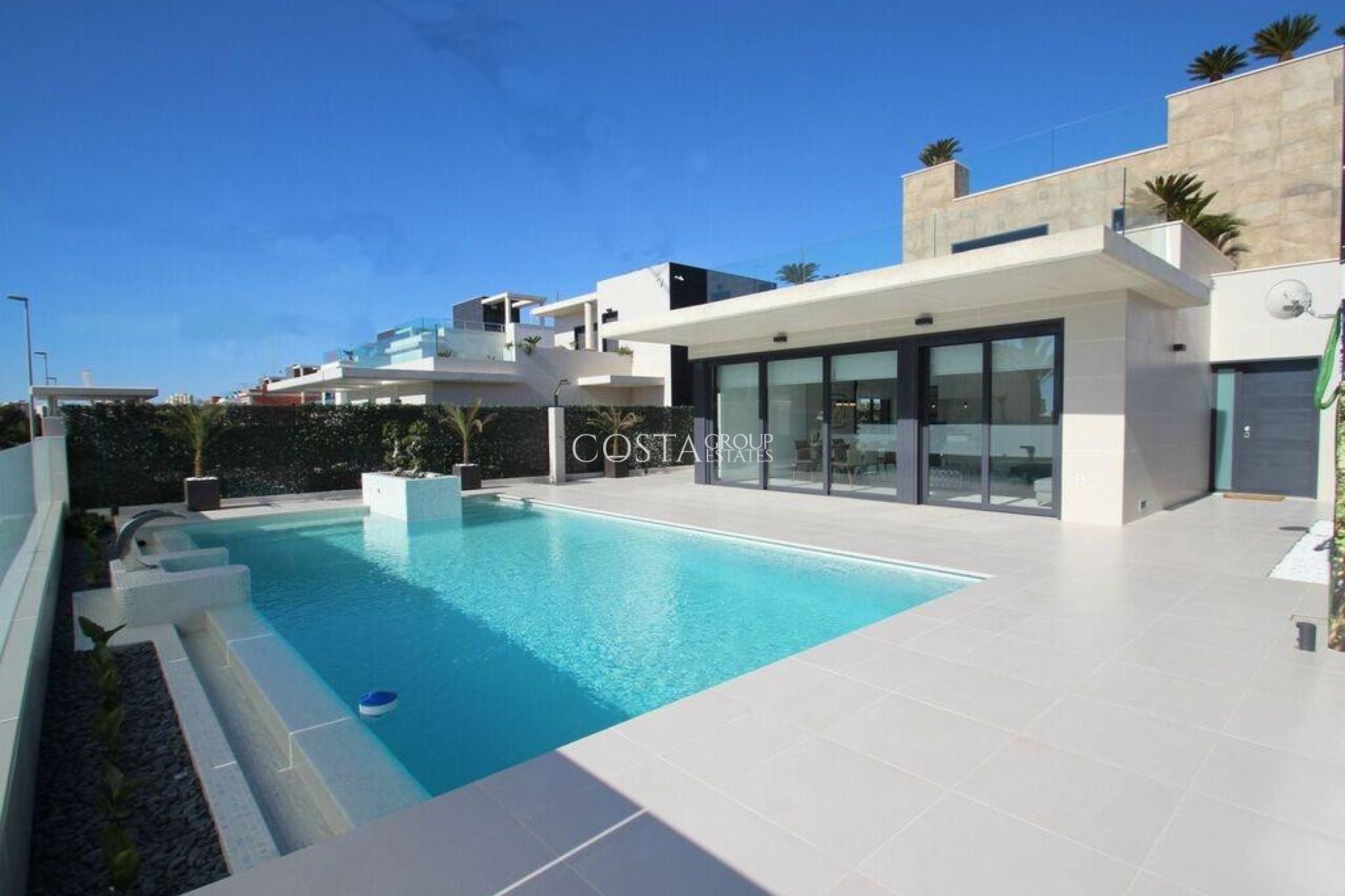 Resale - House -
Orihuela - Orihuela Costa