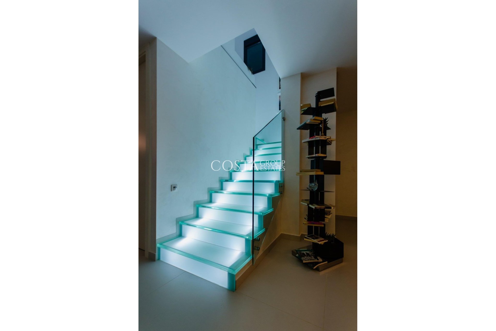 Resale - House -
Orihuela - Orihuela Costa