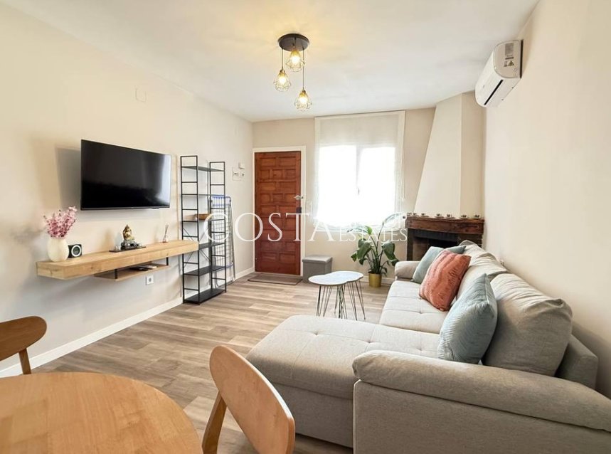 Resale - House -
Orihuela - Orihuela Costa